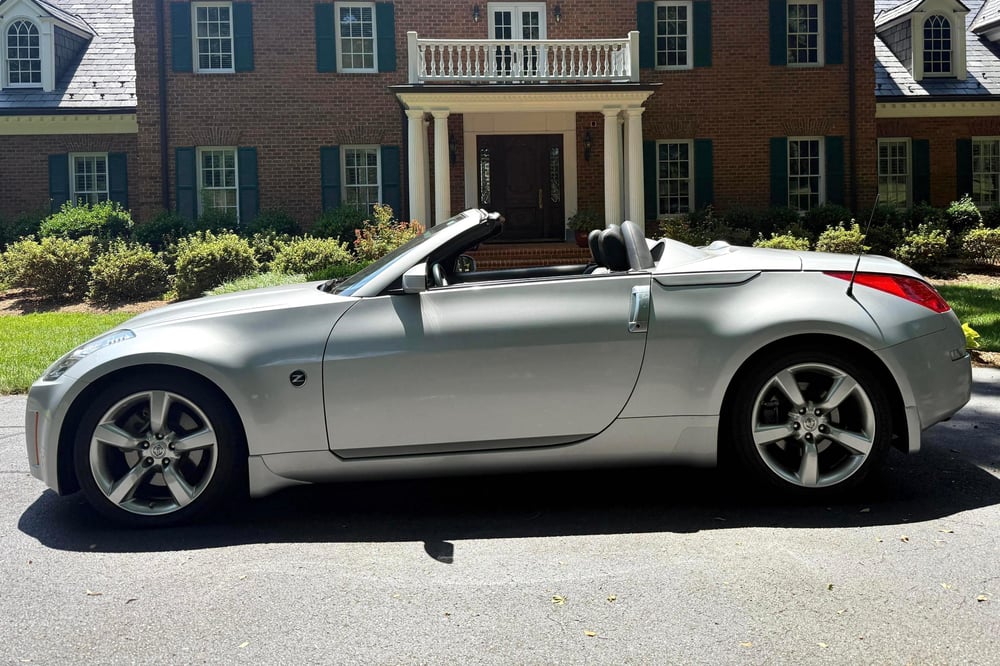 2007 Nissan 350Z Touring Roadster
