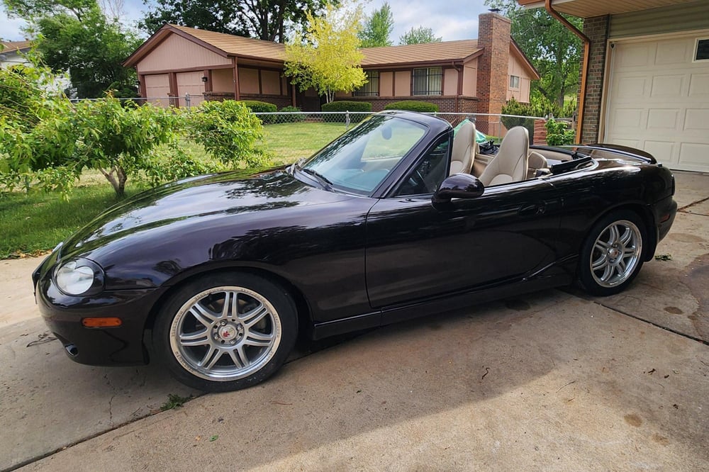 2004 Mazda MX-5 Miata LS