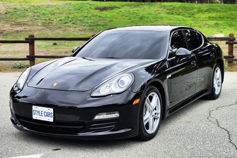 2010 2010 Porsche Panamera S