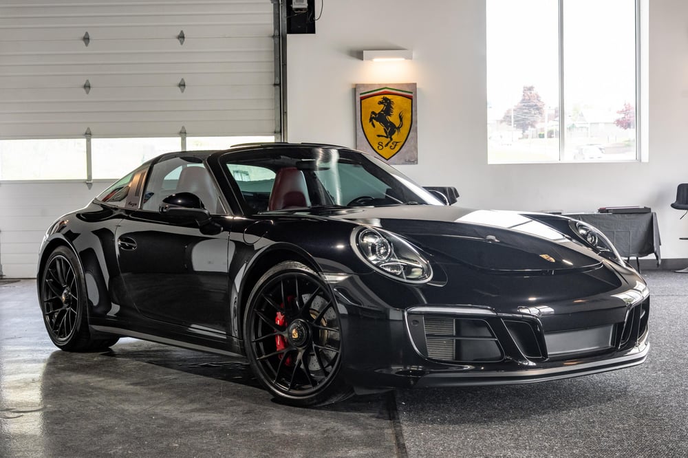 2019 Porsche 911 Targa 4 GTS