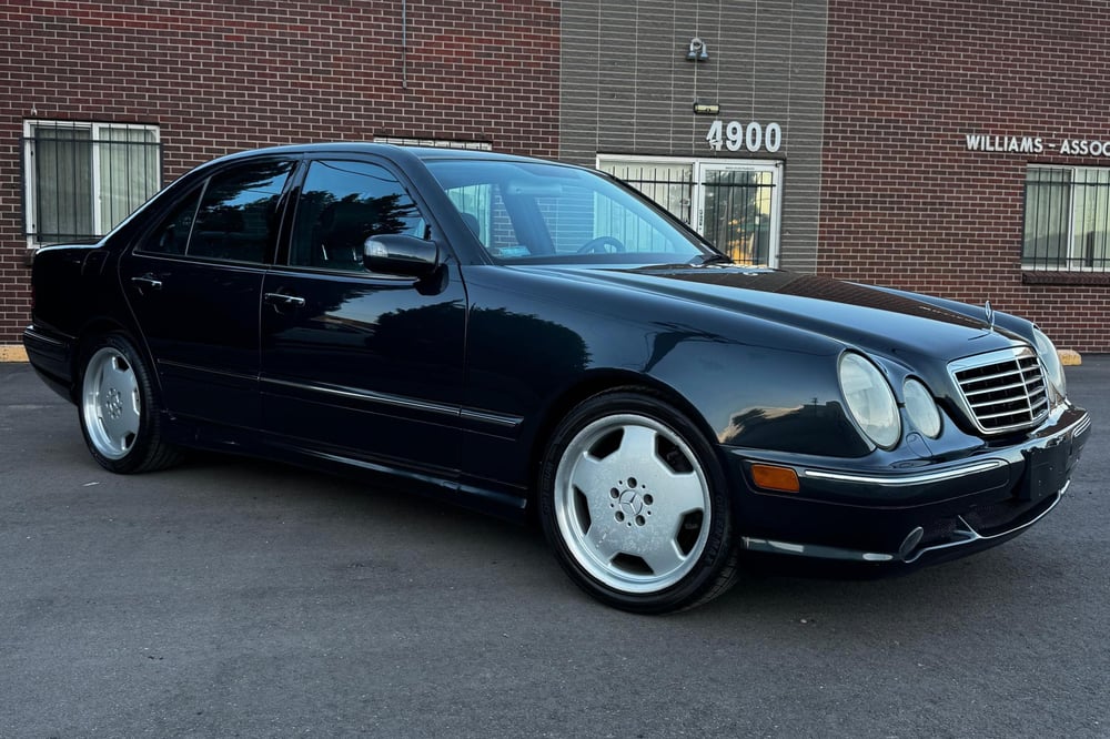 2001 Mercedes-Benz E55 AMG