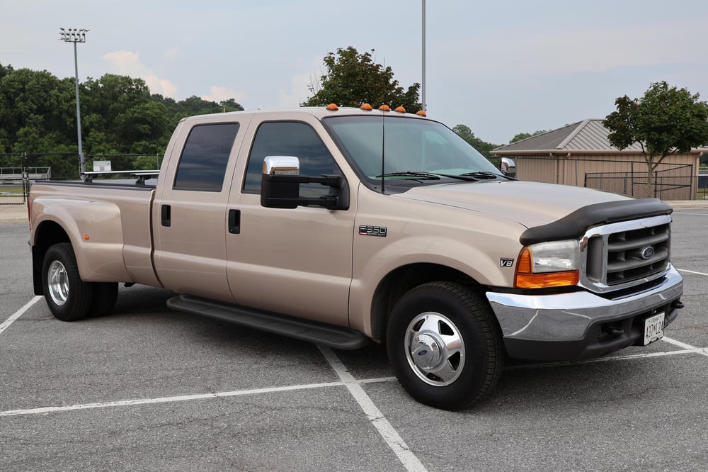 1999 Ford F-350 Super Duty Lariat
