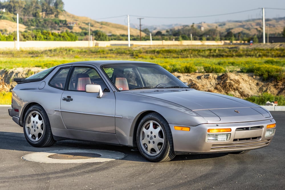 1988 Porsche 944 Turbo S