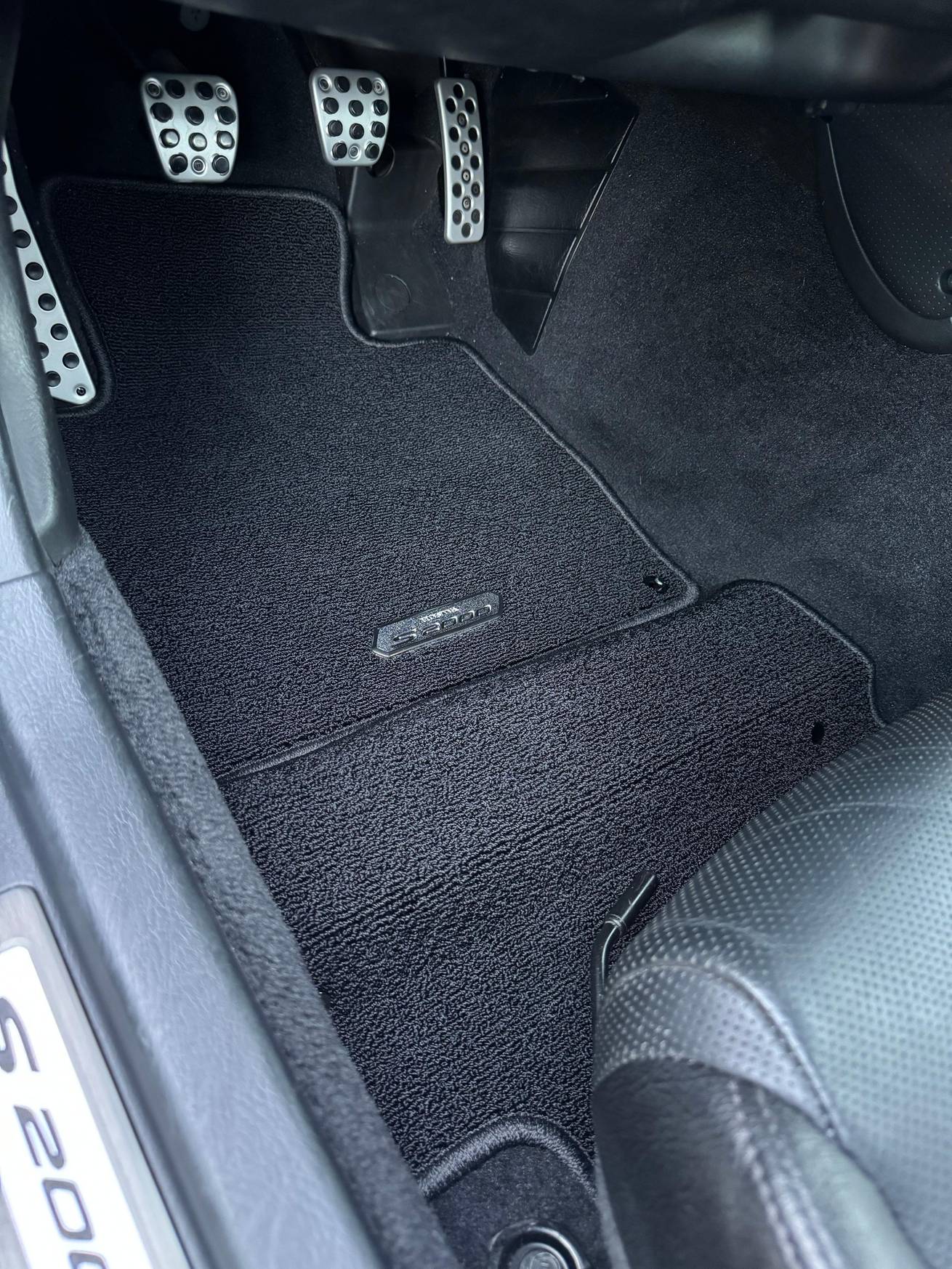 Used Honda S2000 Left Passenger Rear Soft Top Trim Tray Panel Black main image 1