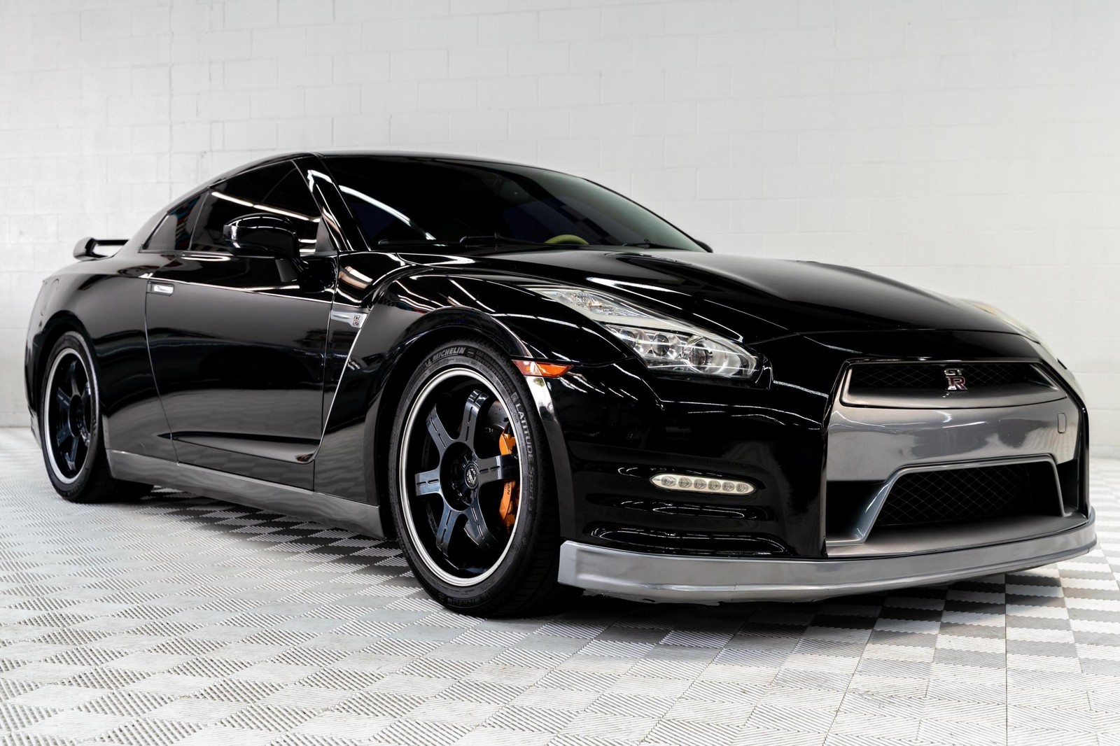 2016 Nissan GT-R Premium