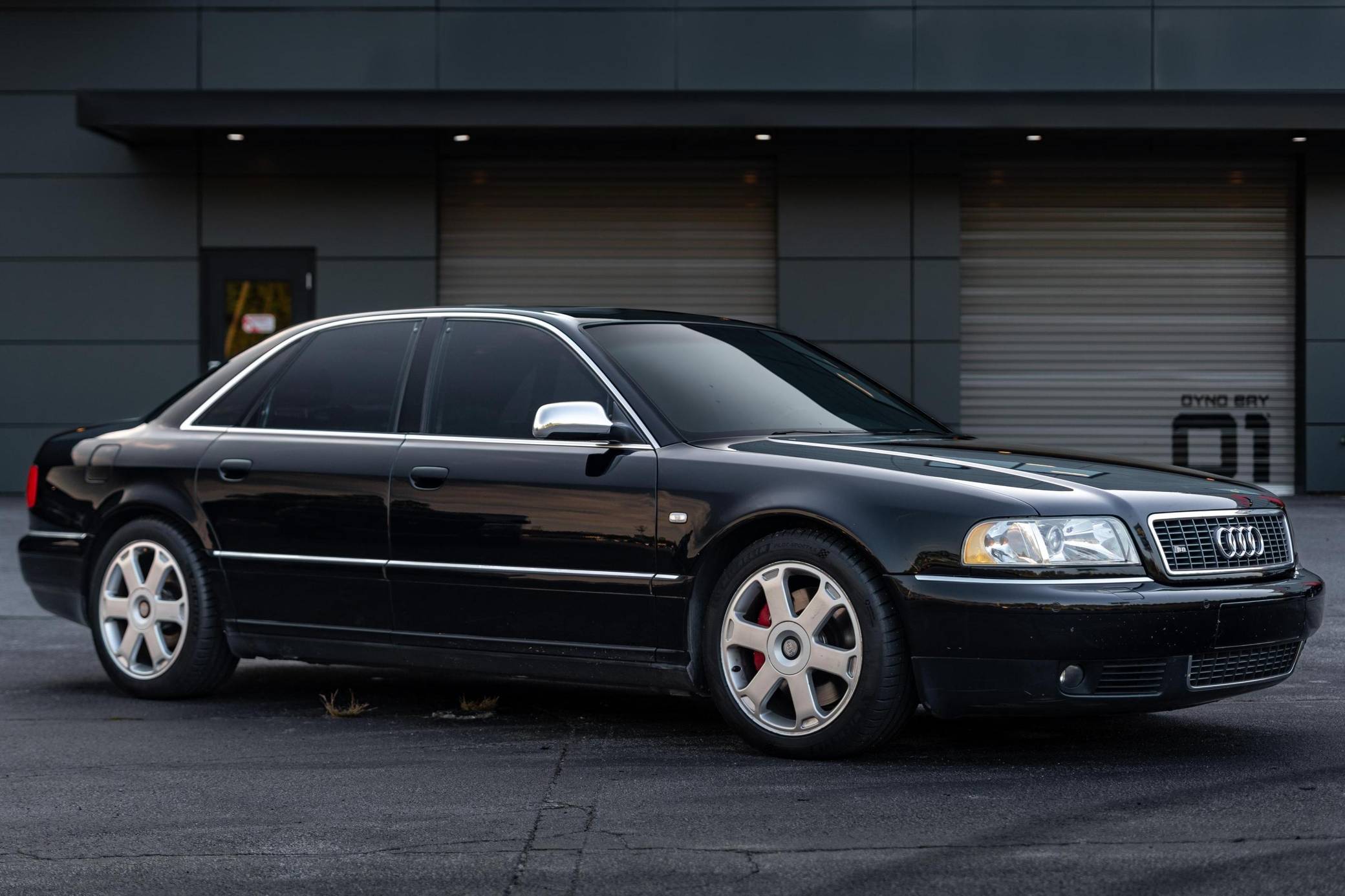 2002 Audi S8