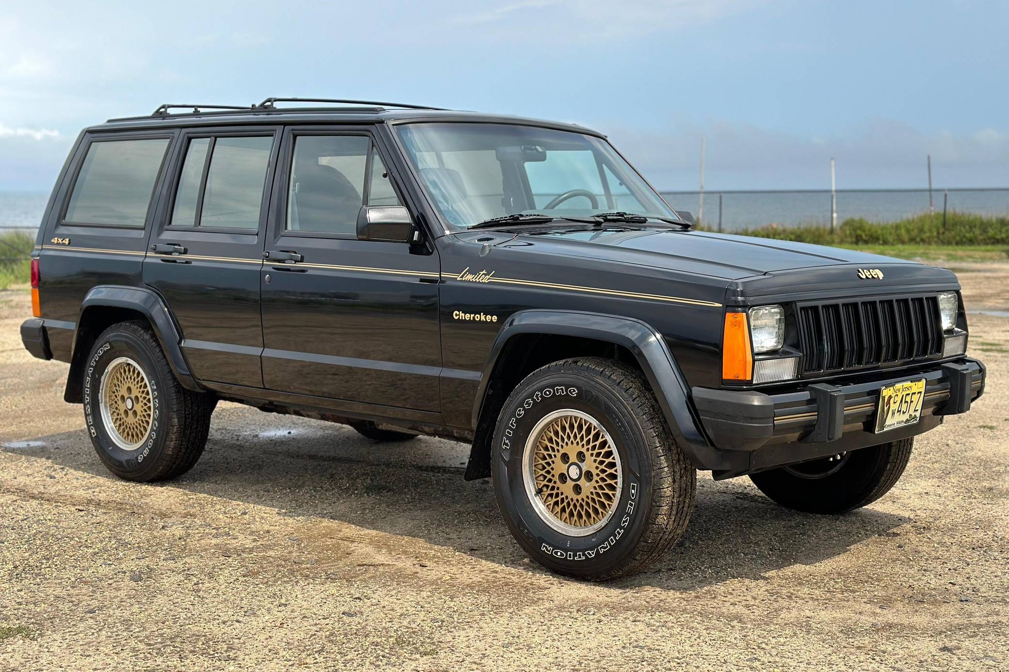 1989 Jeep Cherokee Limited 4x4 for Sale - Cars & Bids