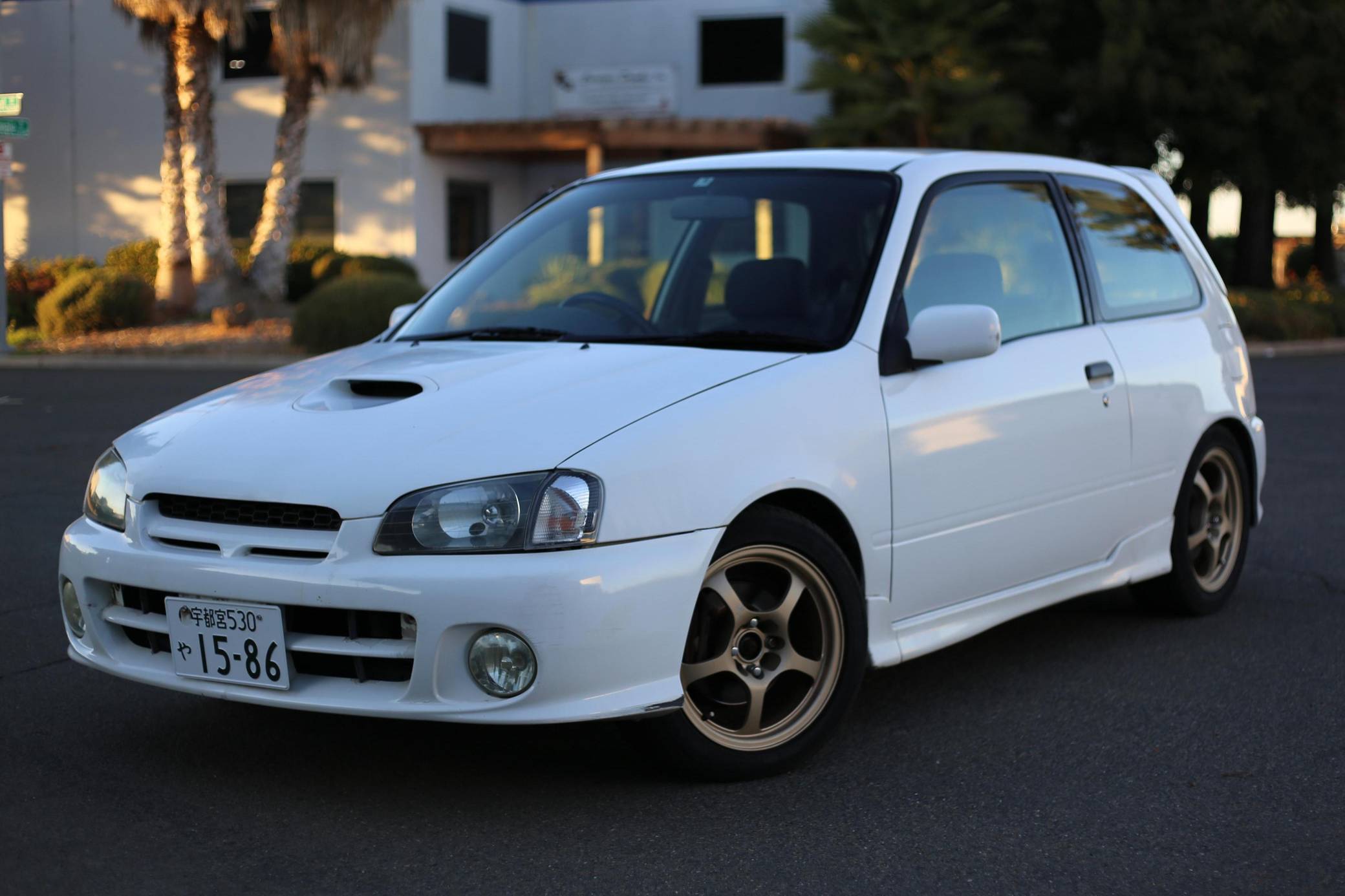 1998 Toyota Starlet Glanza V