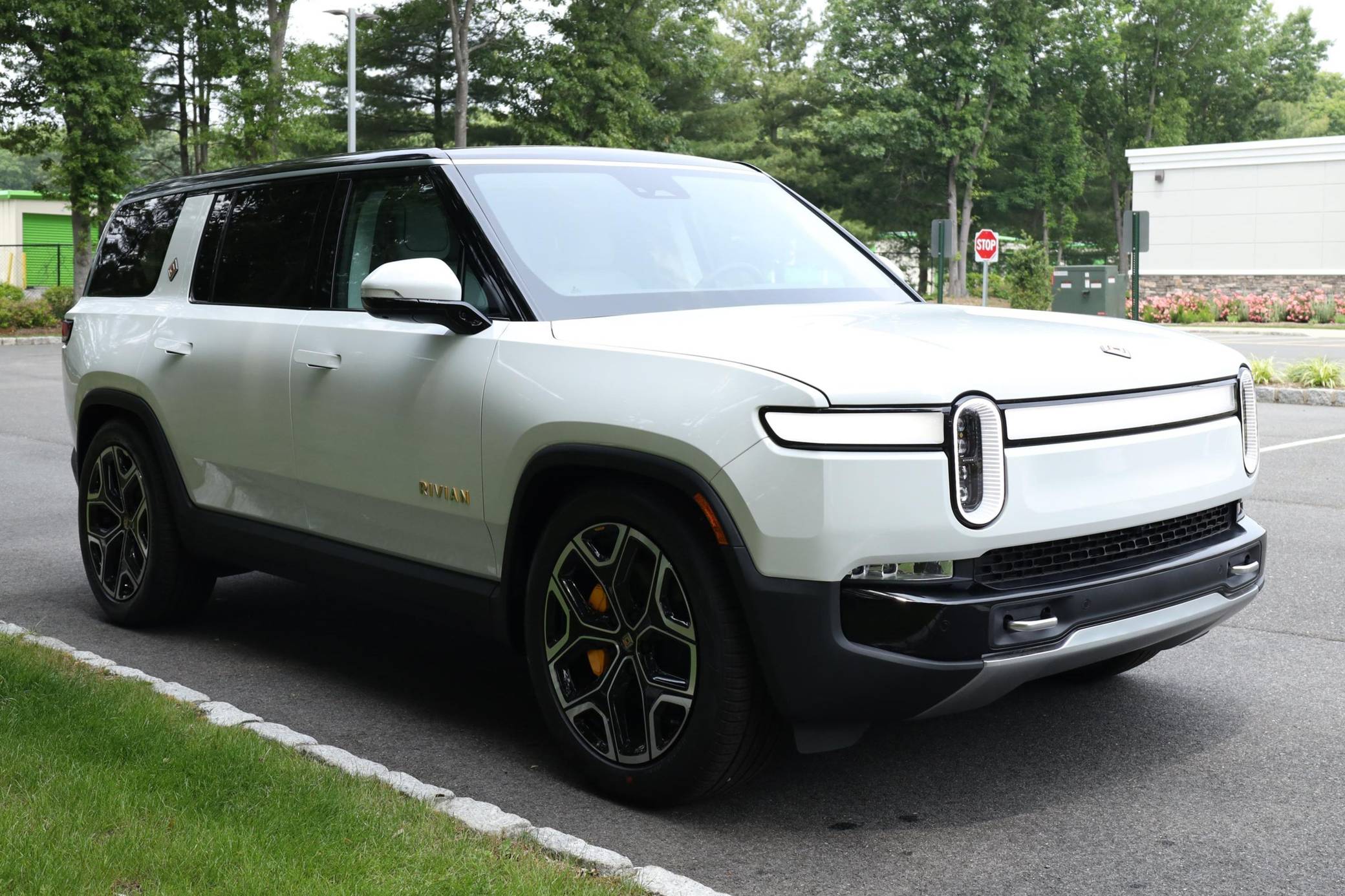 2023 Rivian R1S Launch Edition for Sale - Cars & Bids