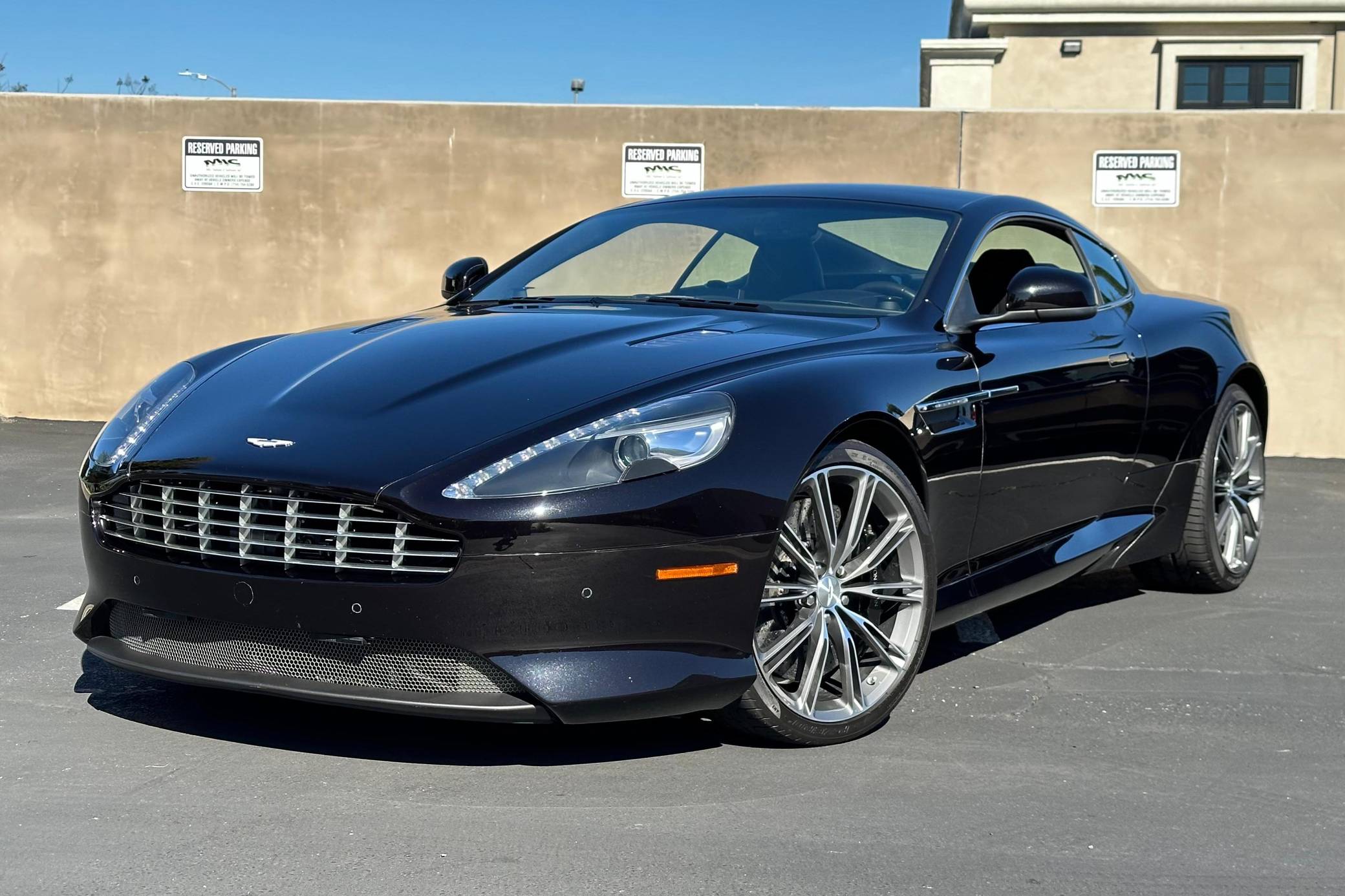 2012 Aston Martin Virage 