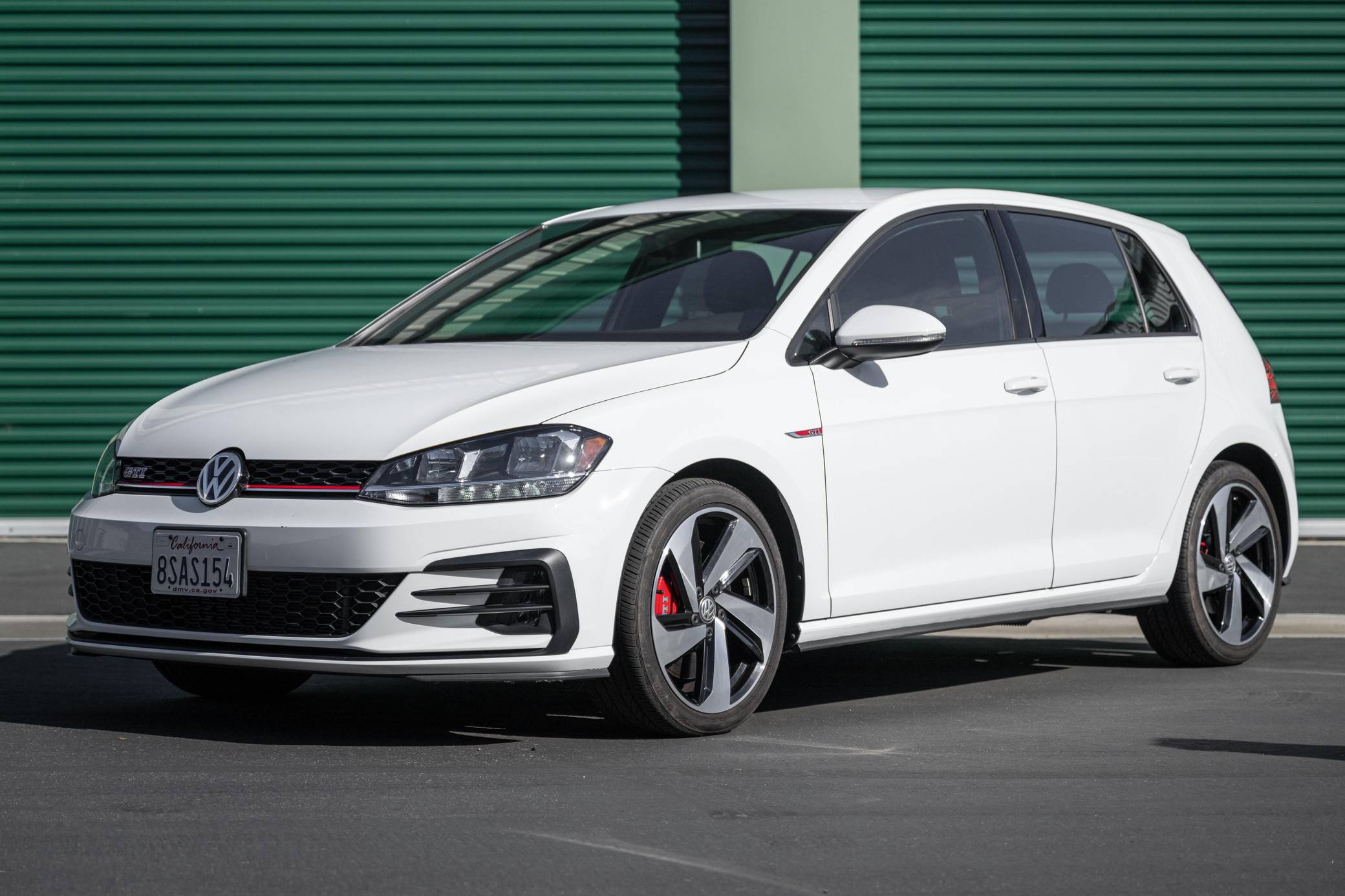 3VW5T7AU4LM003845