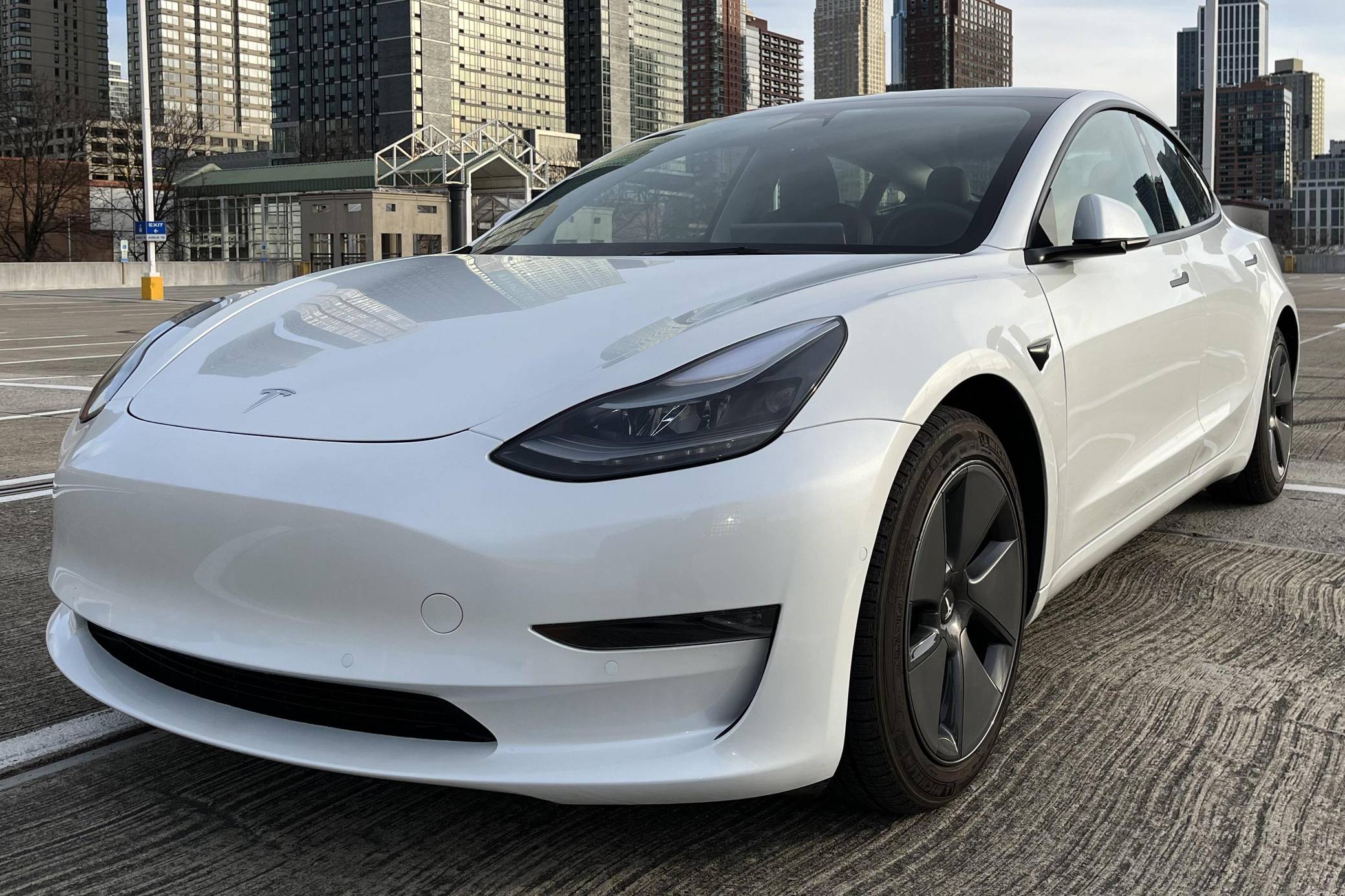 Tesla model 3 on sale premium package