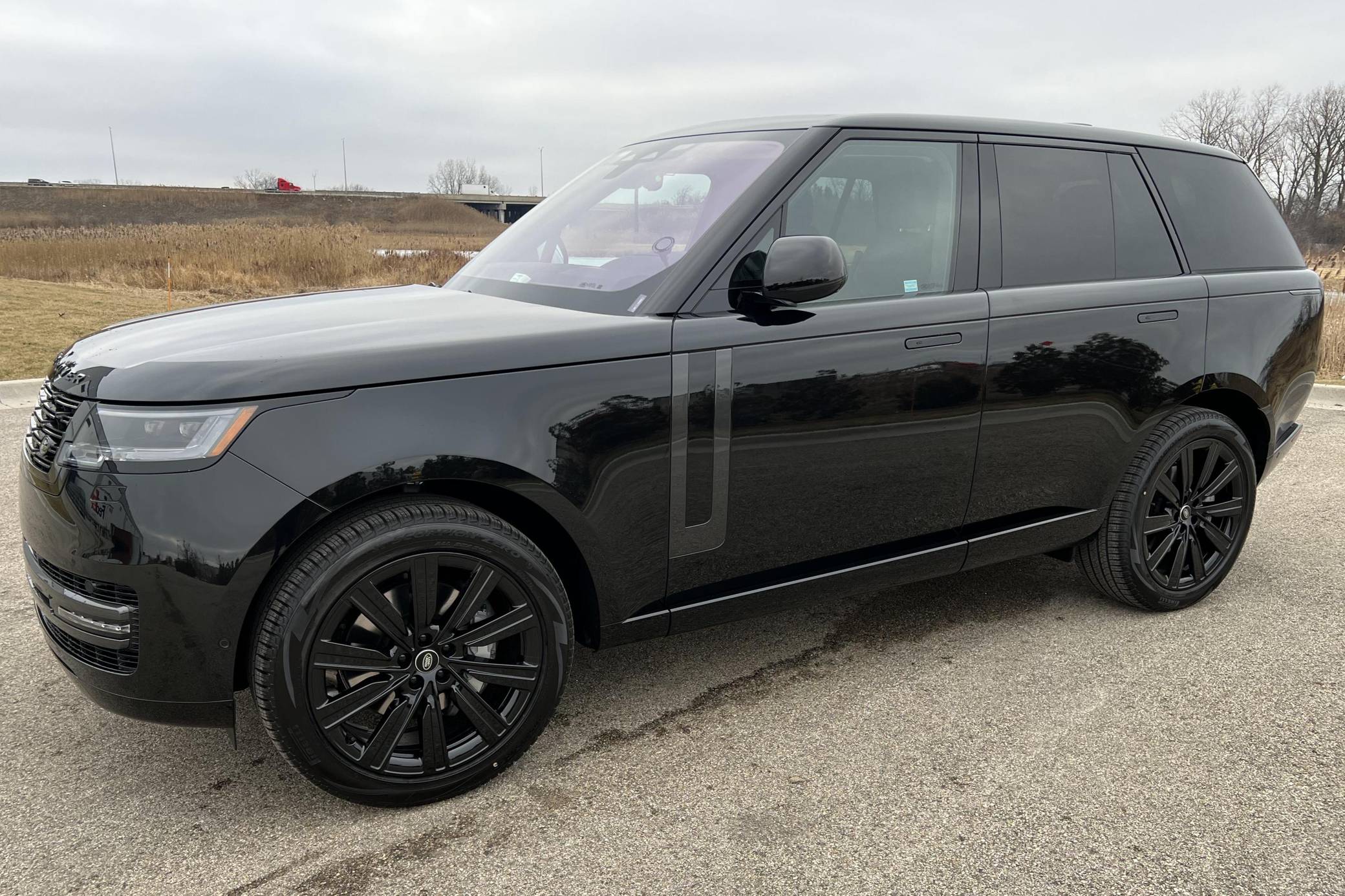 Black 2024 range rover