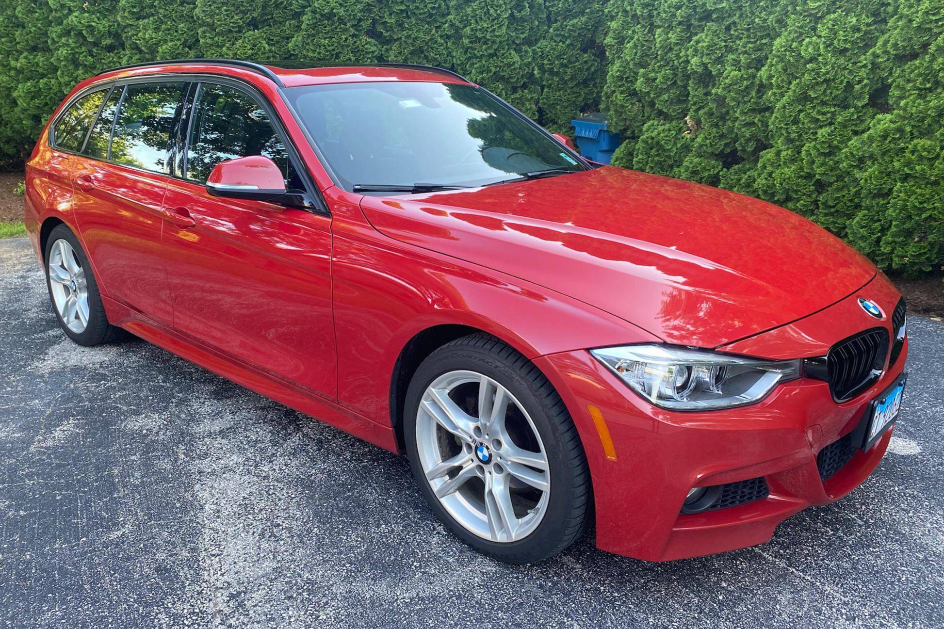 Red shop bmw 328i