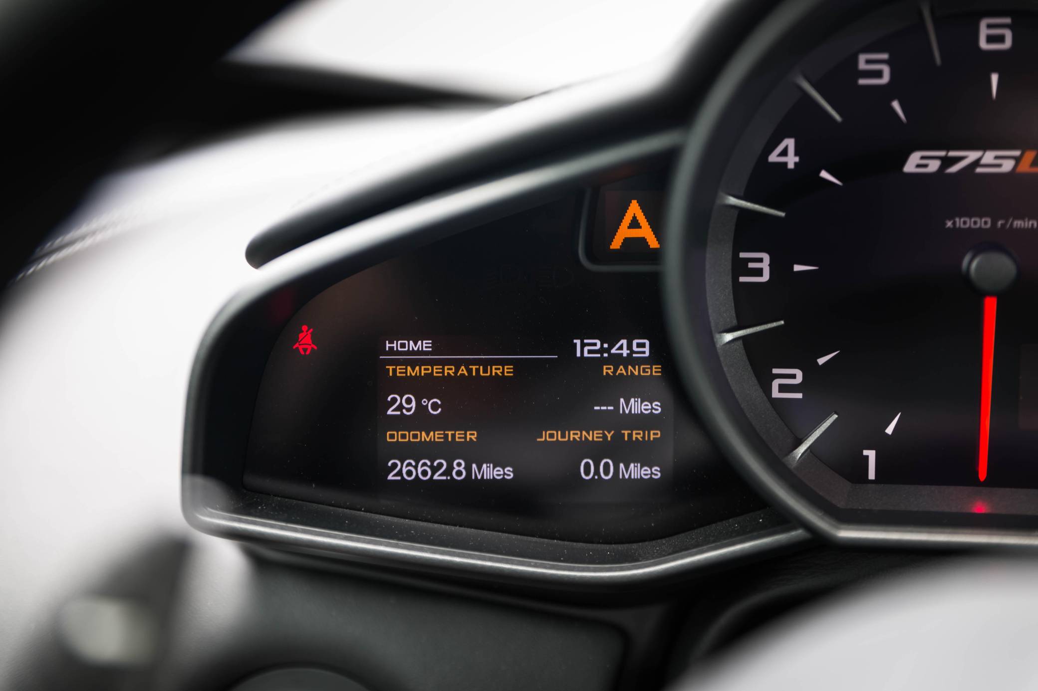 2016 McLaren 675LT Spider photo 9