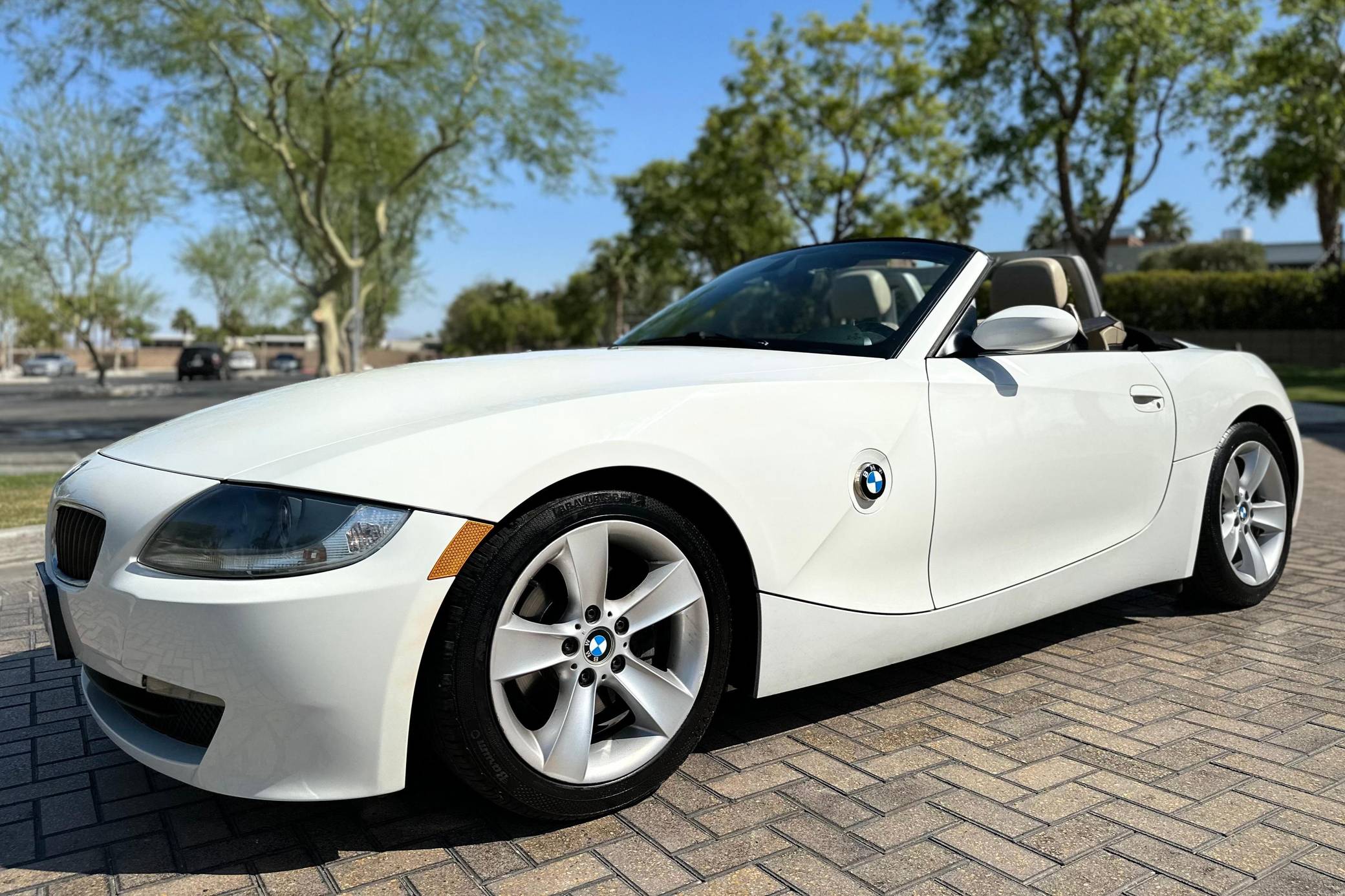 2006 BMW Z4 3.0i Roadster