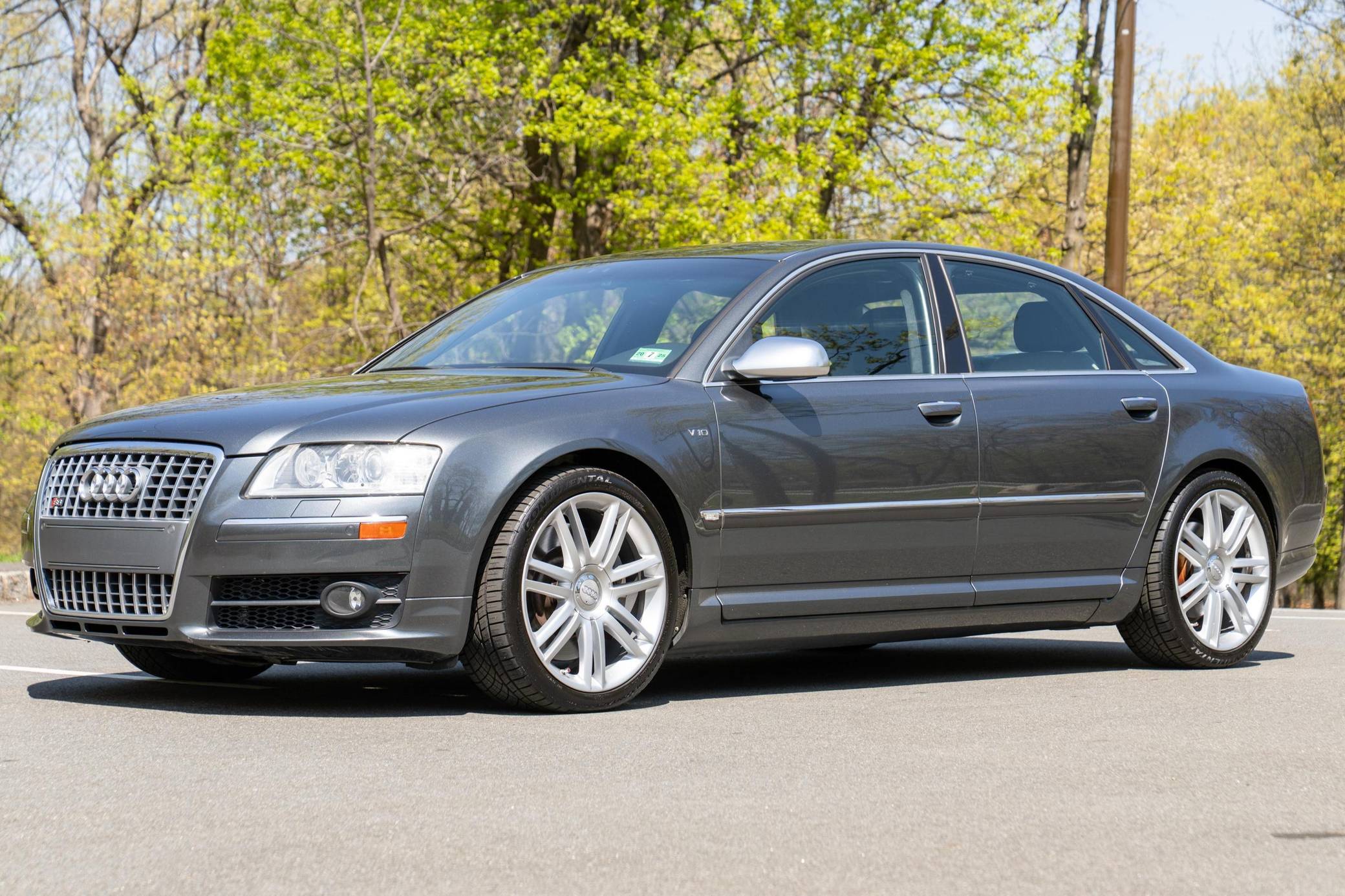 2007 Audi S8