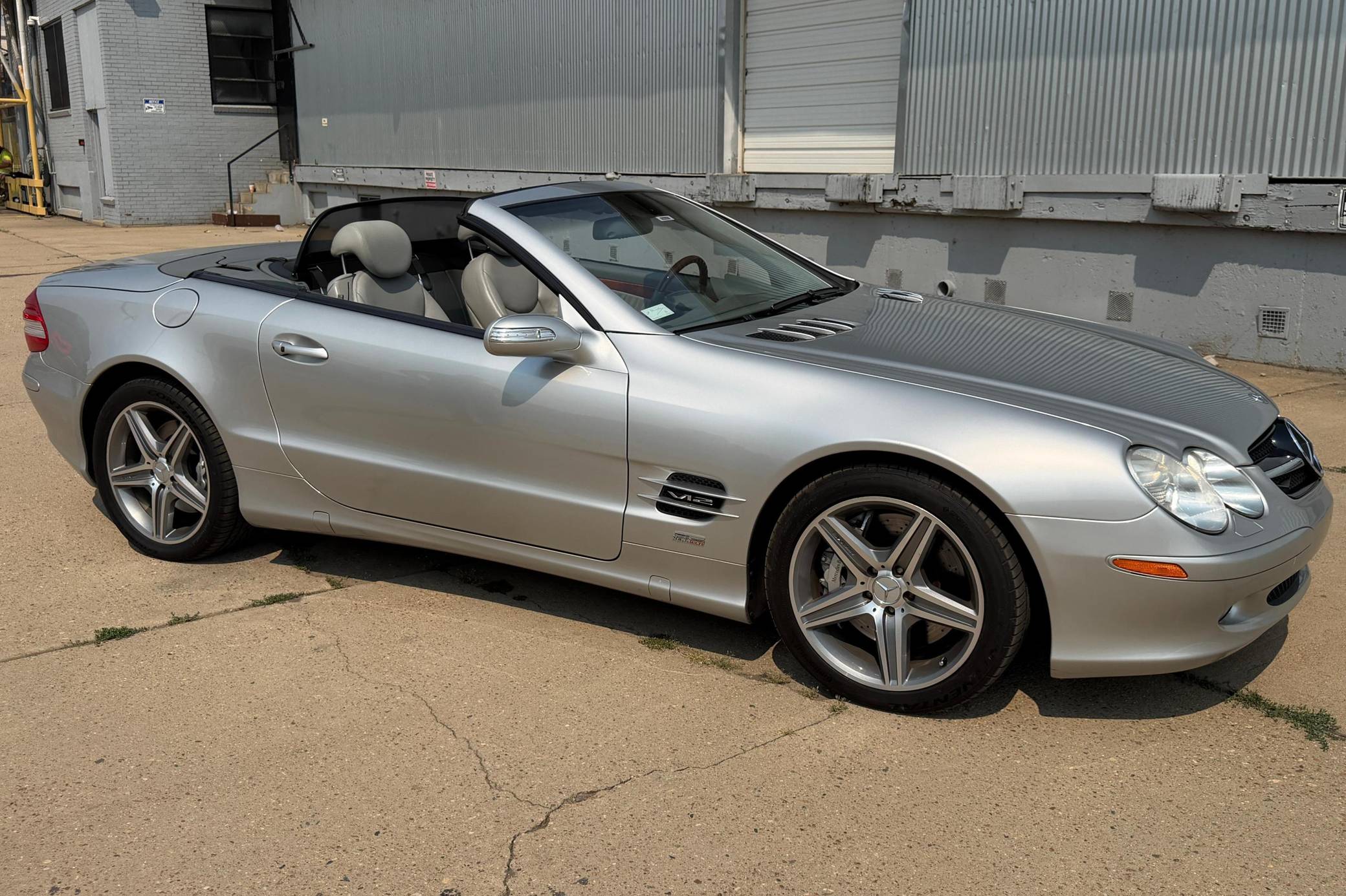 2004 Mercedes-Benz R230 SL