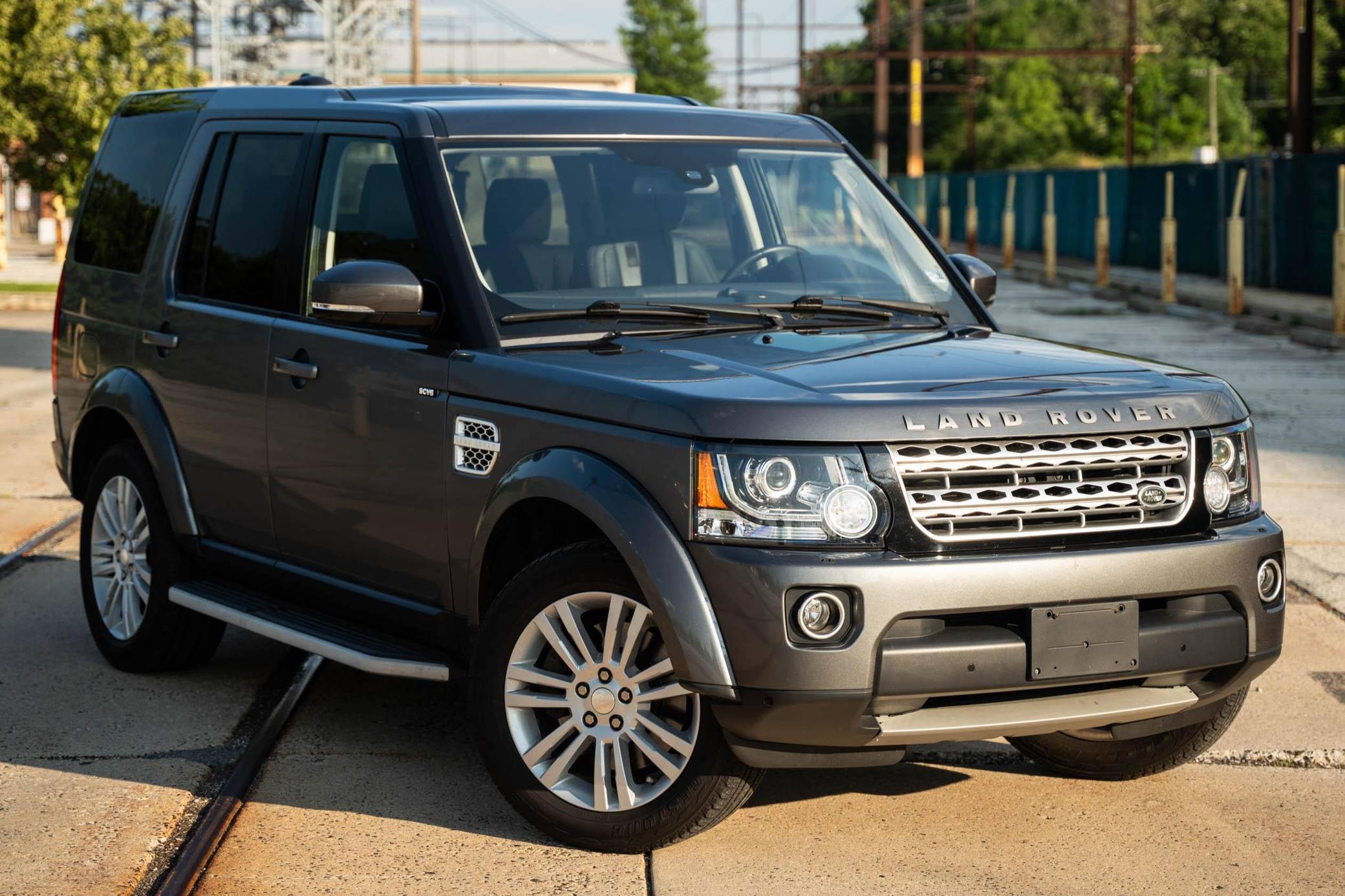 2014 Land Rover LR4 HSE Luxury