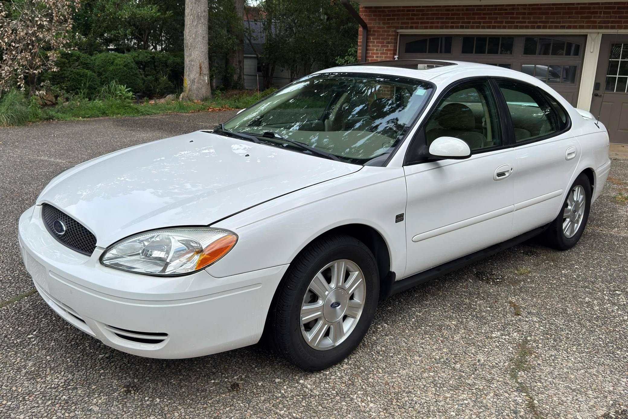 2005 Ford Taurus
