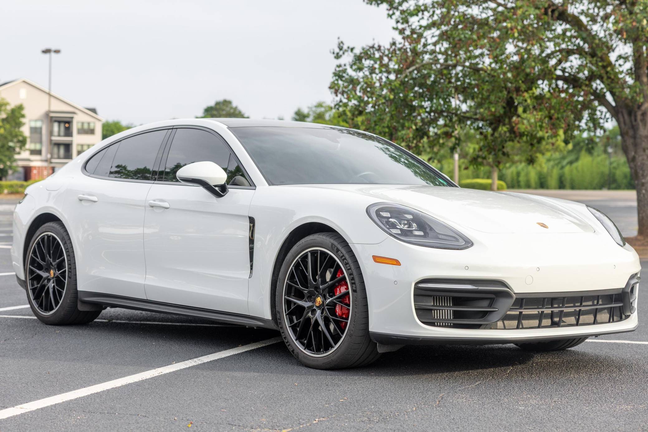 2021 Porsche Panamera