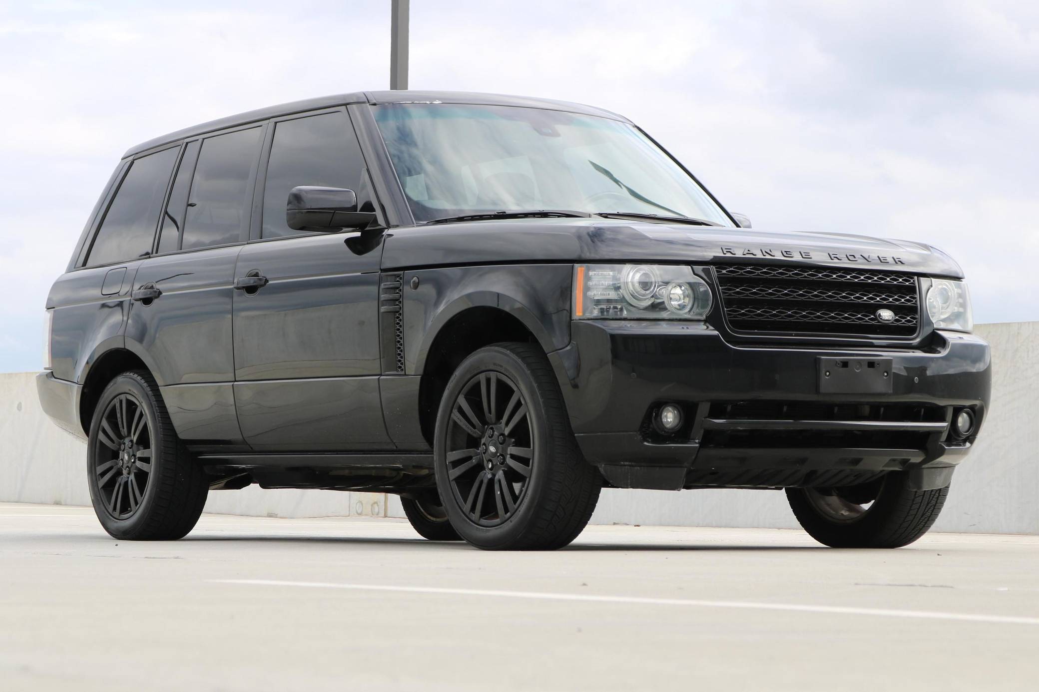2011 Range Rover HSE VIN: SALMF1D45BA328796 for Sale - Cars & Bids