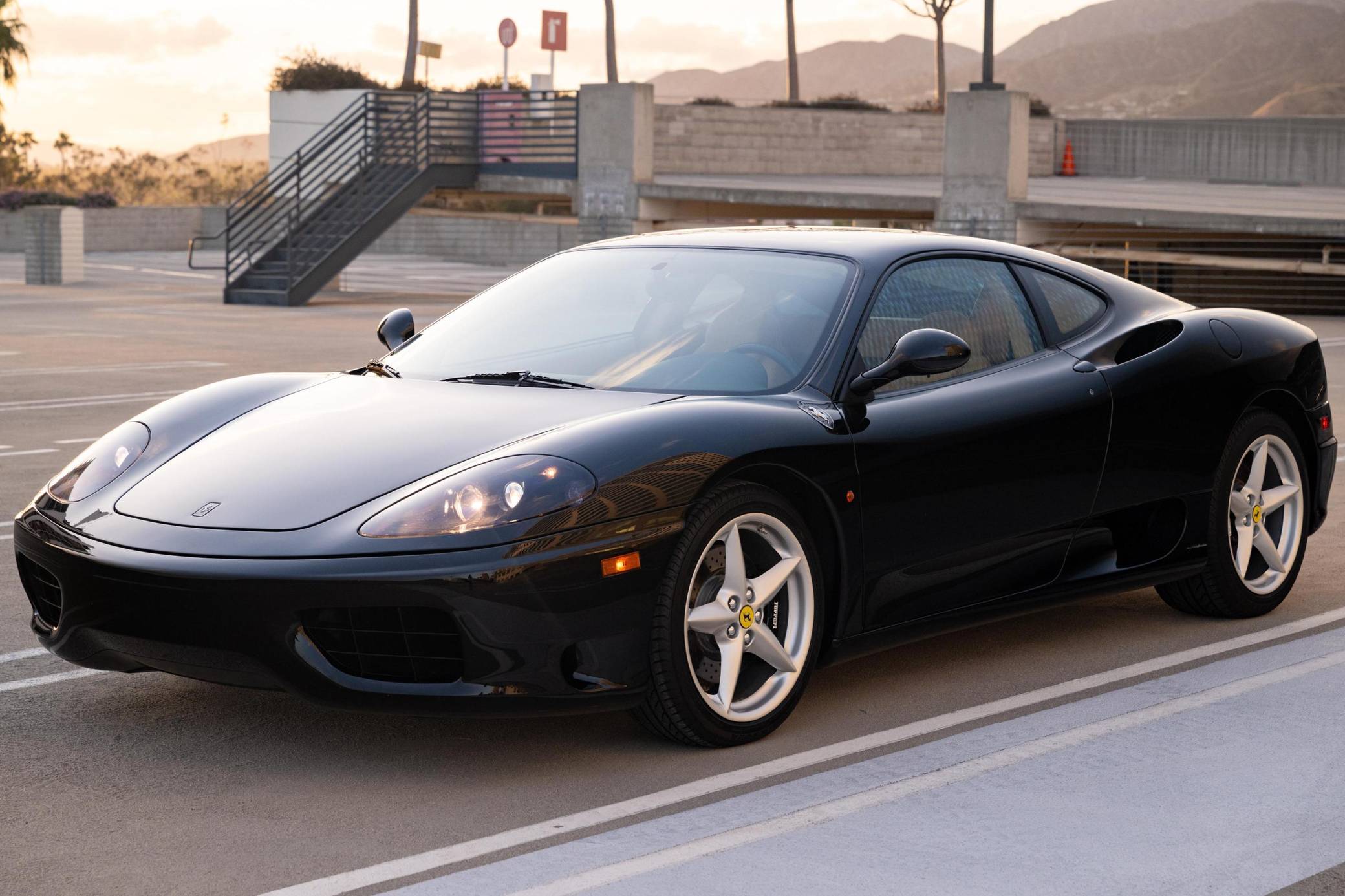 ムンディ 1999 Ferrari 360 Modena VIN: ZFFYR51A7X0118880 for Sale