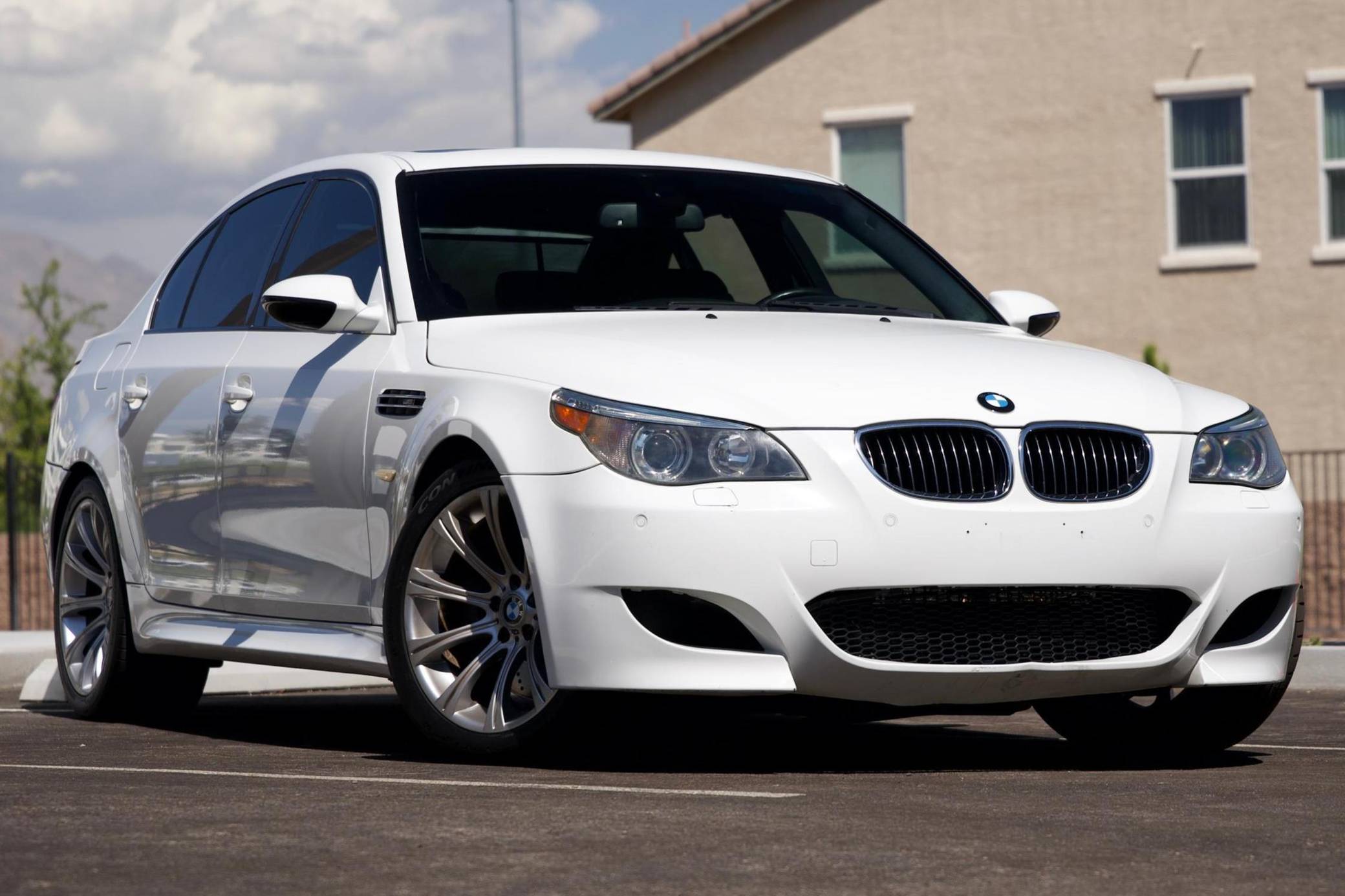 2006 BMW E60 M5
