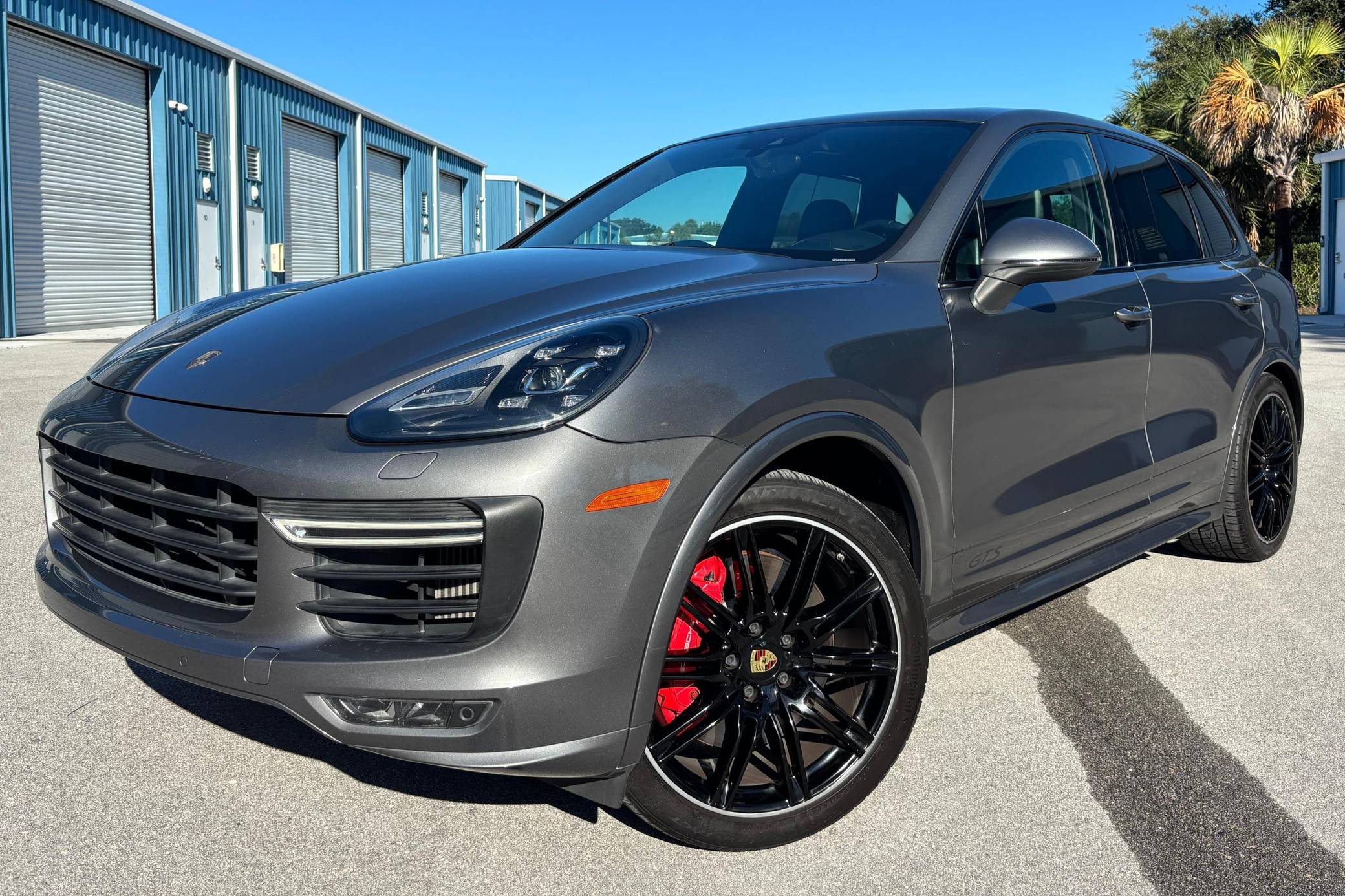 2016 Porsche Cayenne GTS