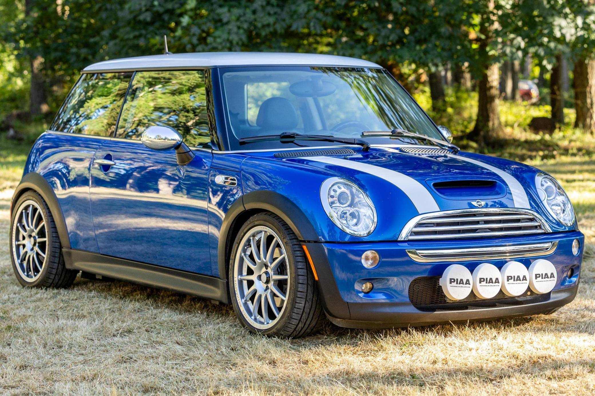 2006 Mini Cooper S VIN: WMWRE335X6TN26464 for Sale - Cars & Bids