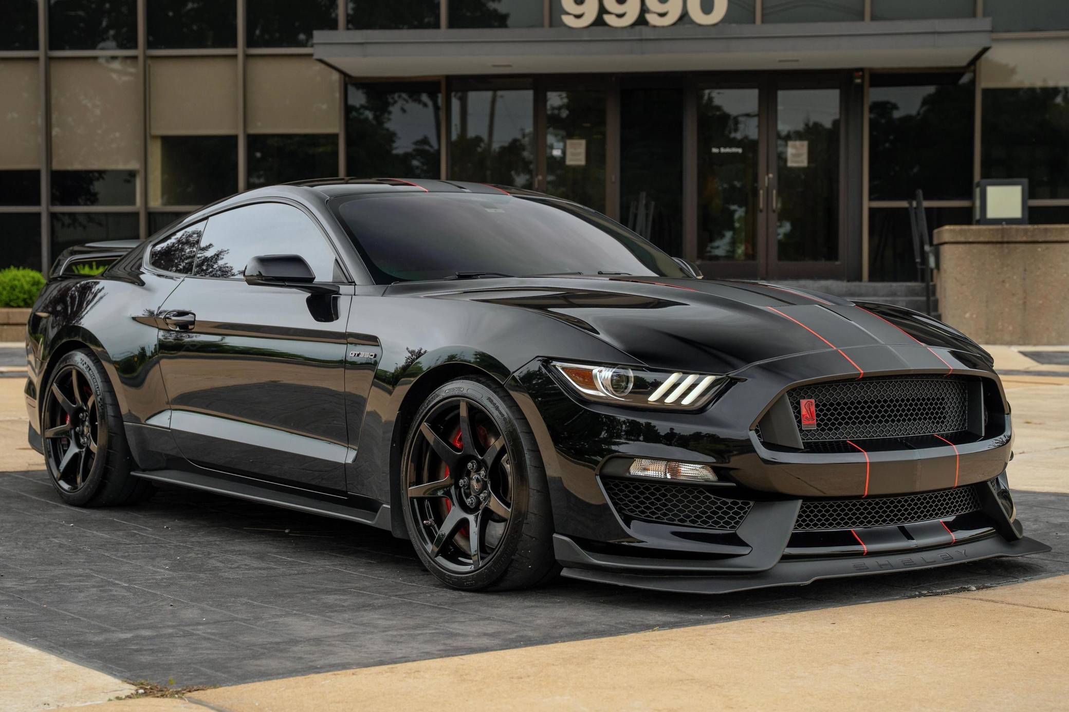2020 Ford Mustang