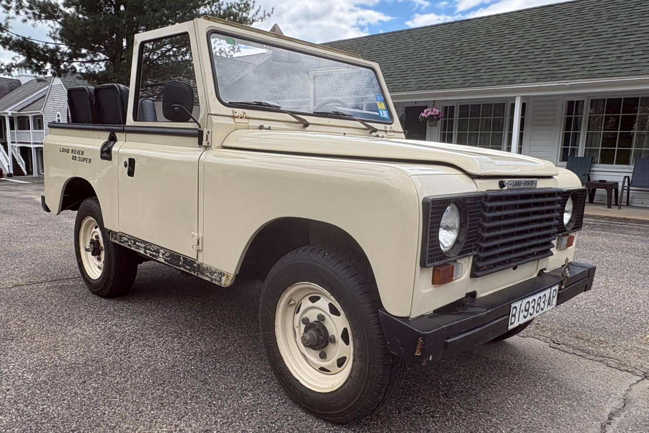 1987 Land Rover Defender