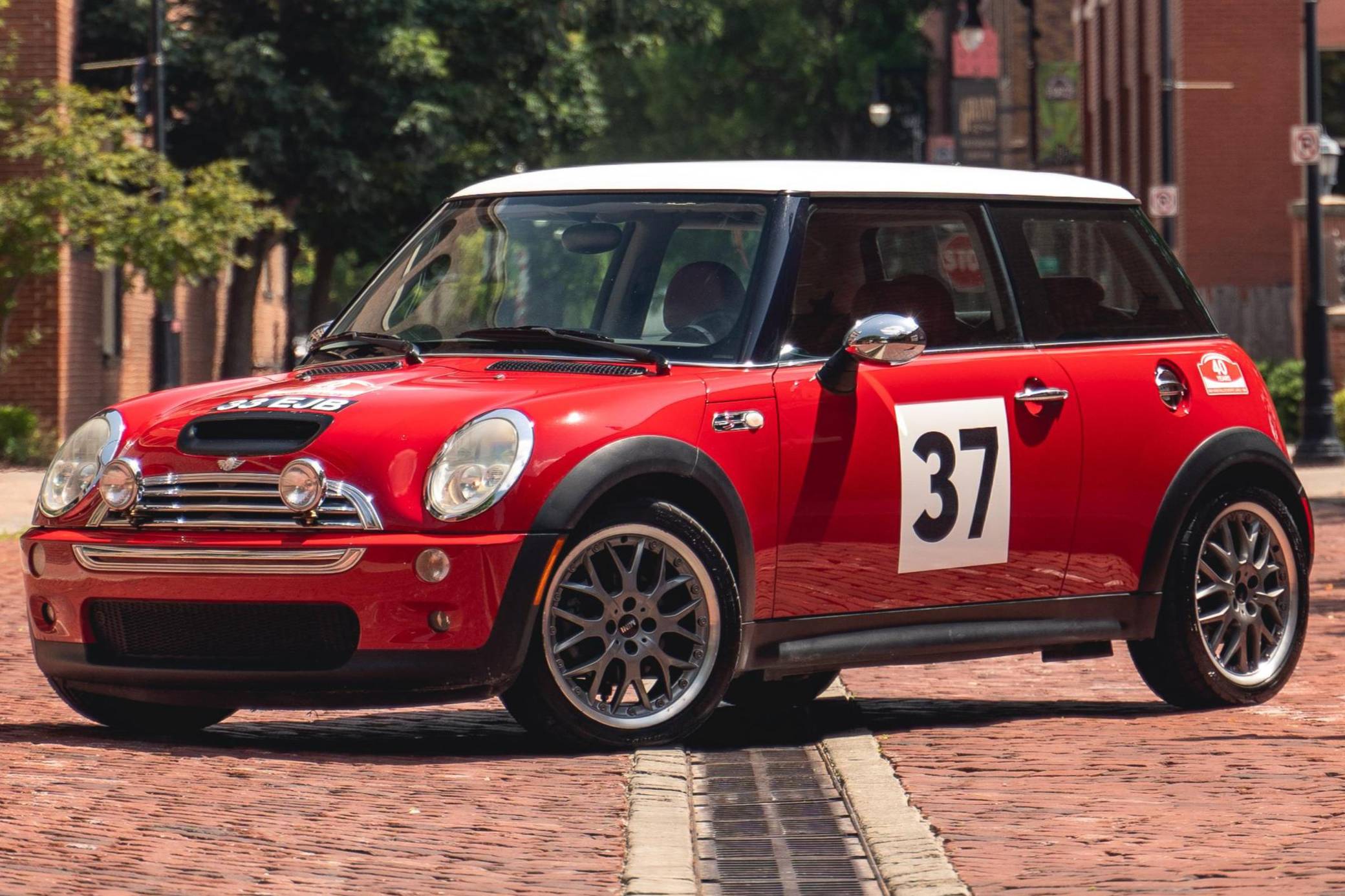 2004 Mini Cooper S MC40