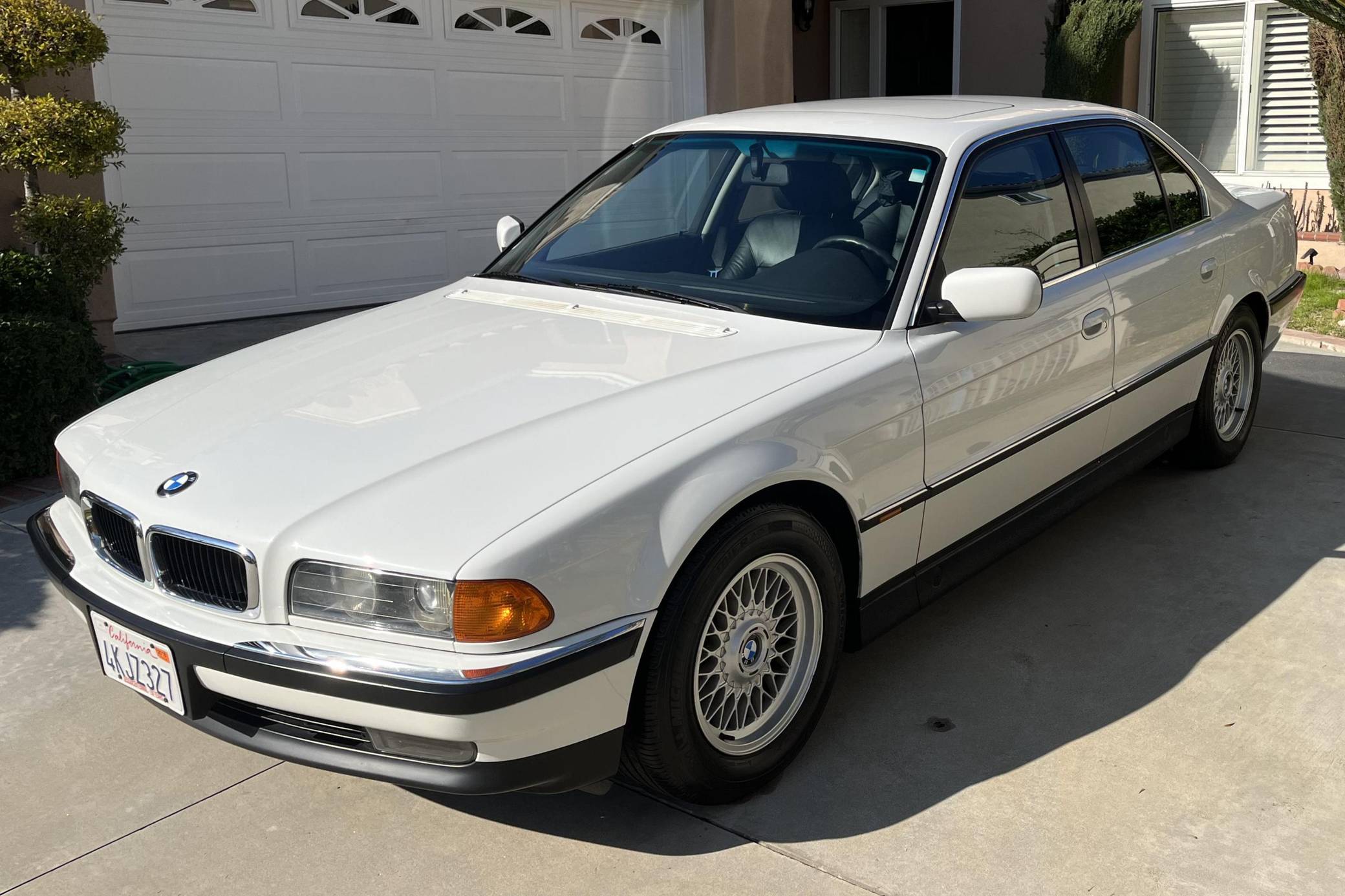 1995 BMW 740i