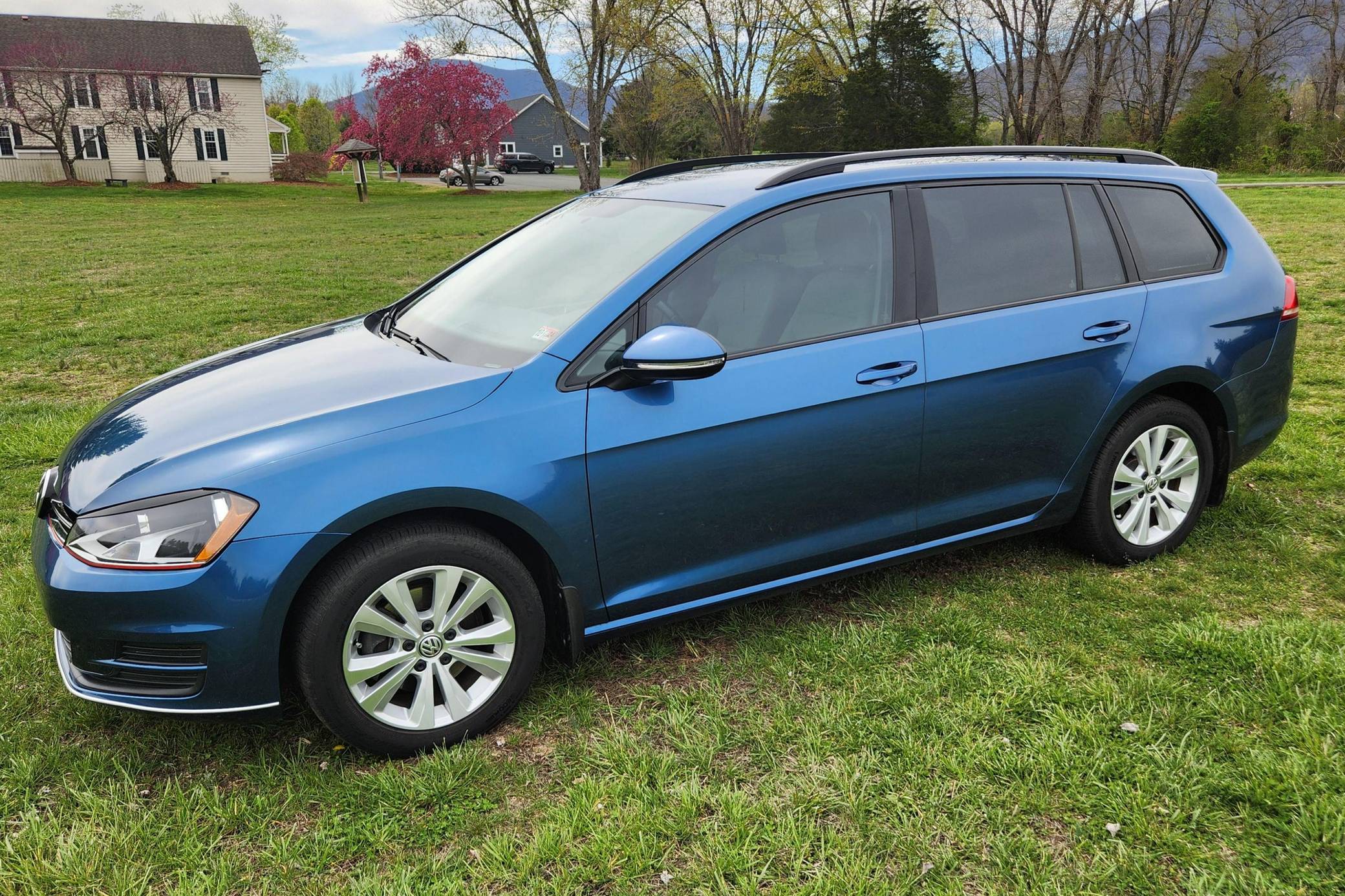 2017-volkswagen-golf-sportwagen-s-4motion-for-sale-cars-bids
