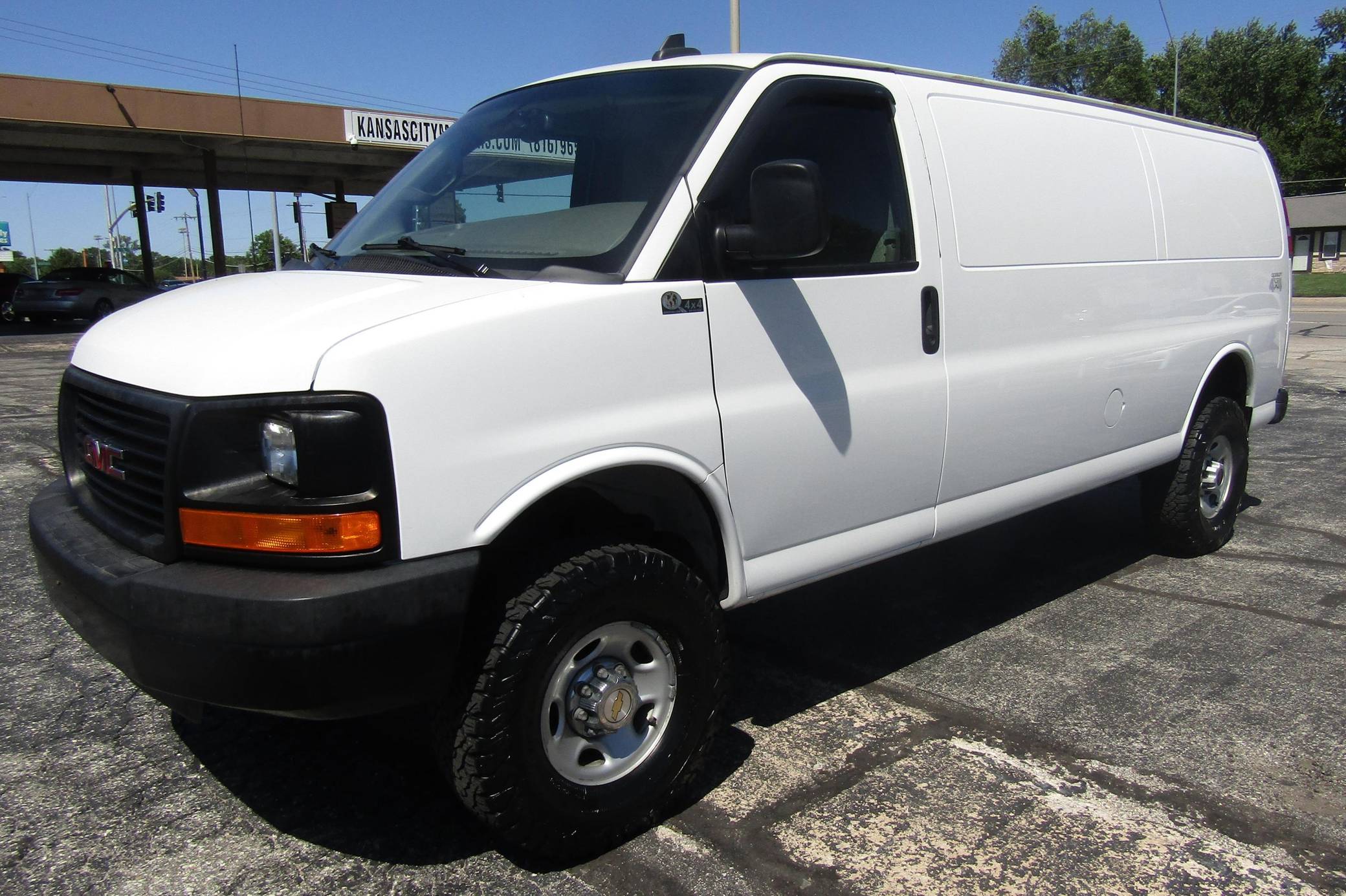 2016 GMC Savana 3500 VIN: 1GTZ7HFGXG1323143 for Sale Cars Bids