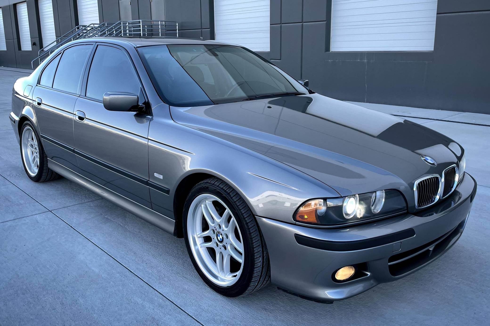 2003 BMW 540i Sedan