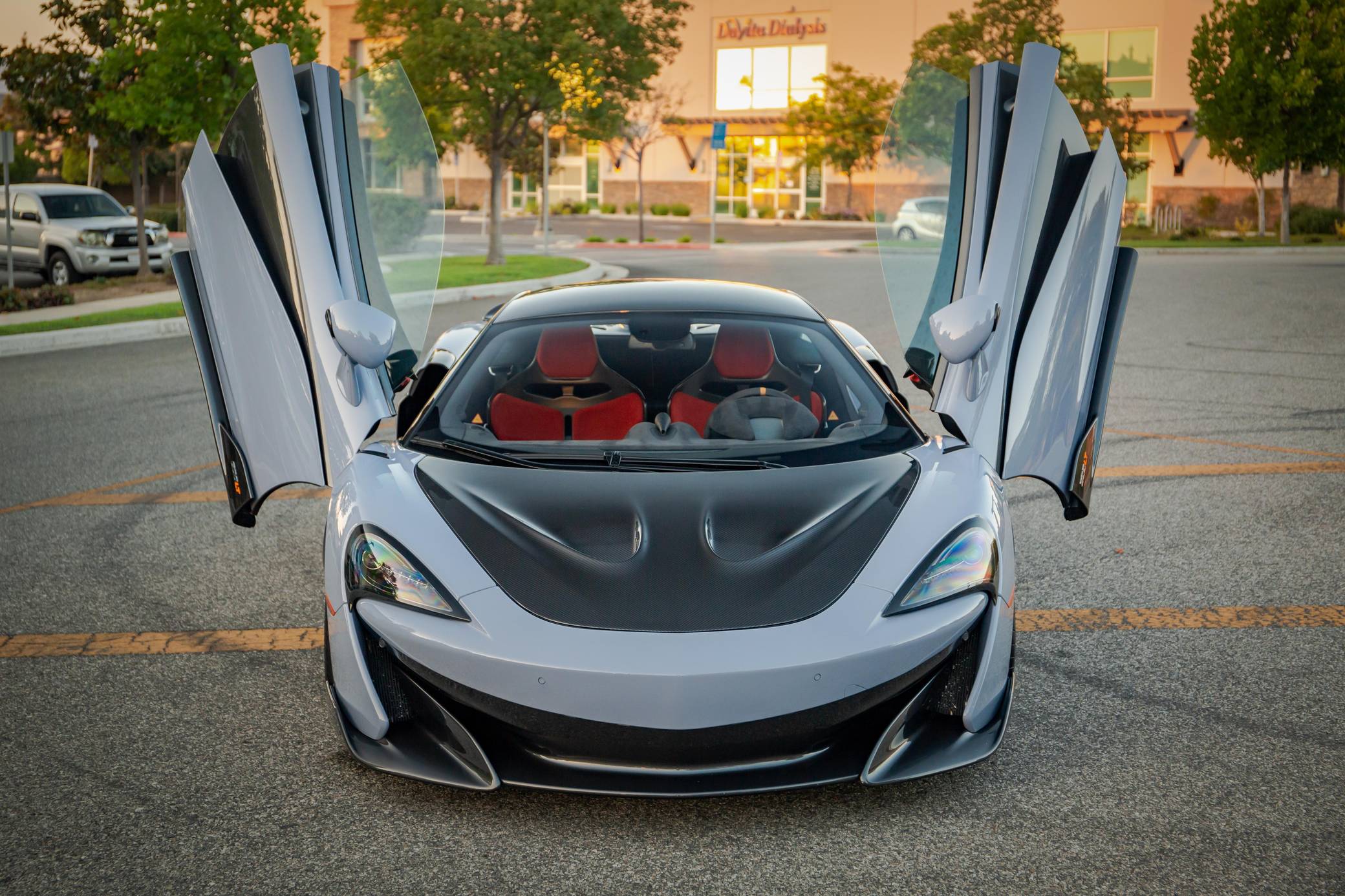 2019 McLaren 600LT photo 12