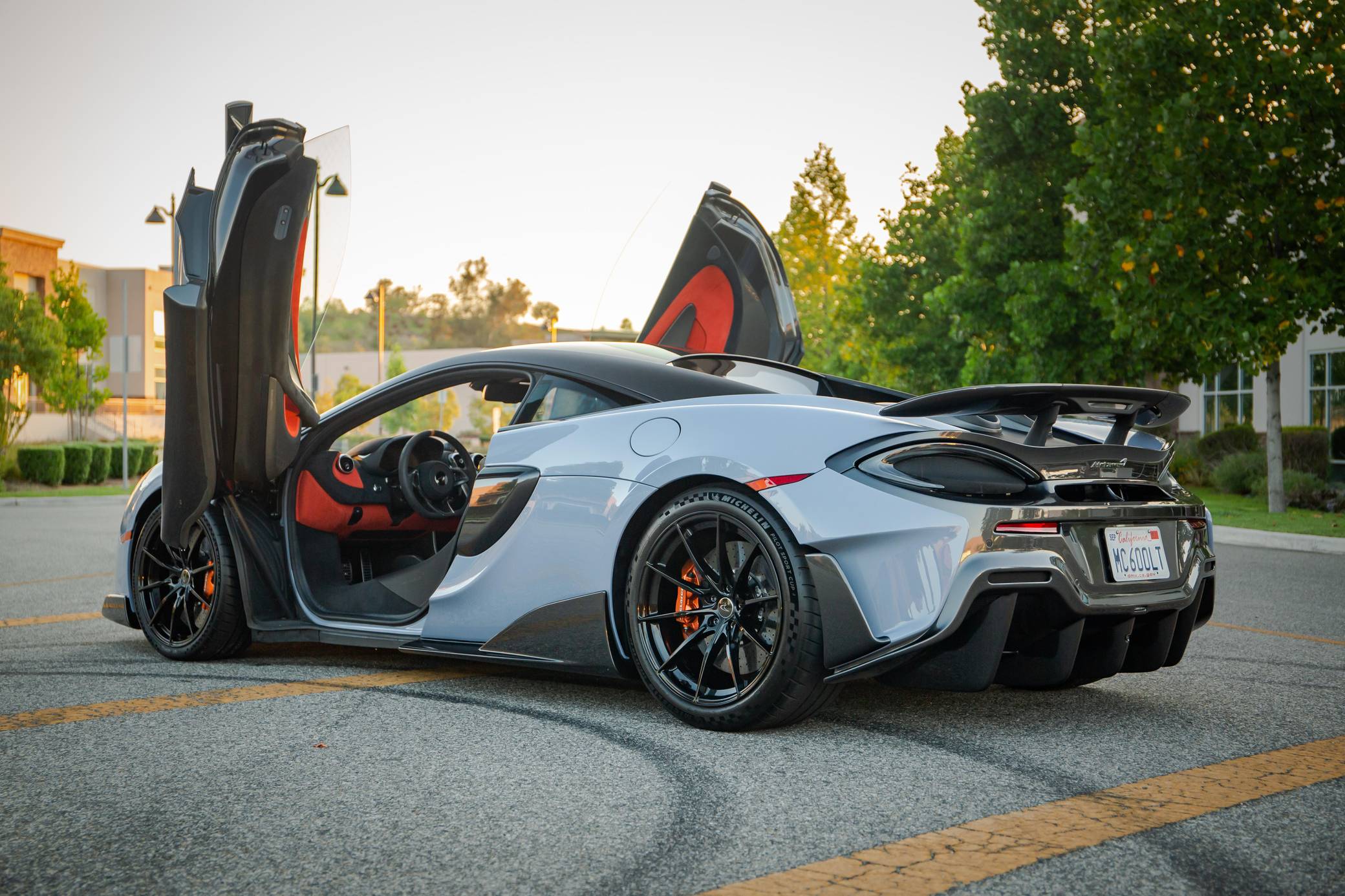 2019 McLaren 600LT photo 18
