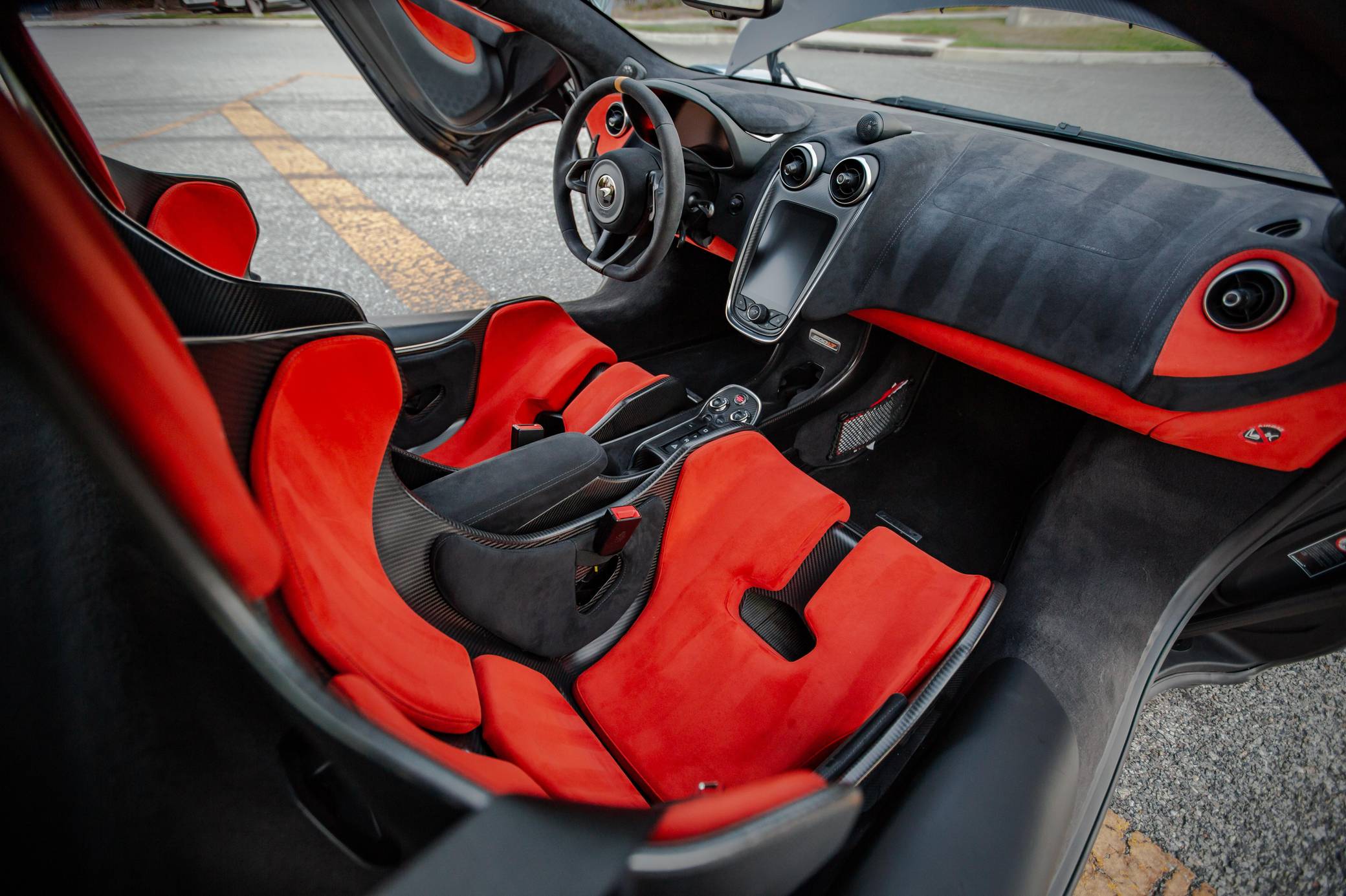 2019 McLaren 600LT photo 84