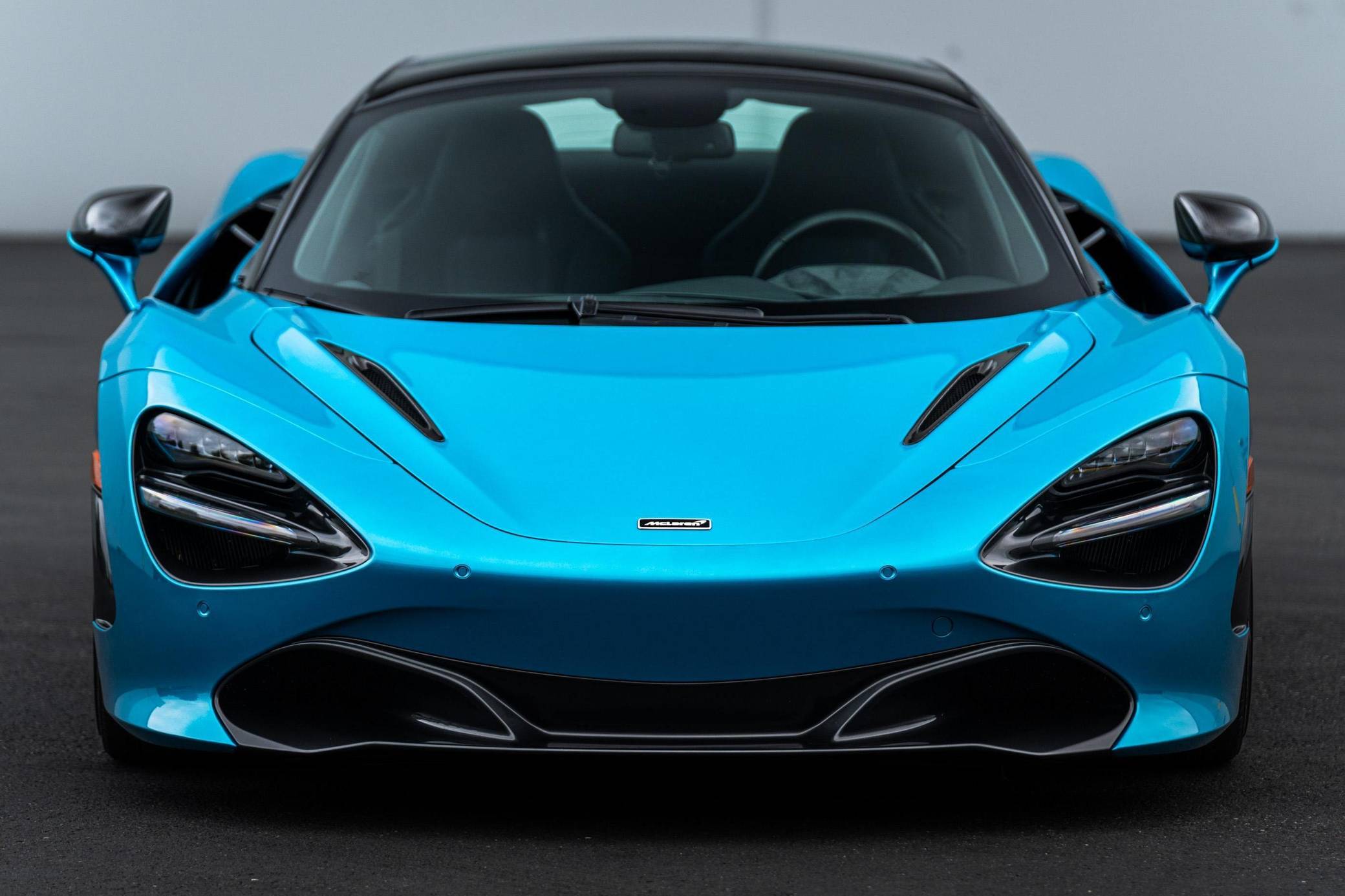 2020 McLaren 720S Spider — view 2