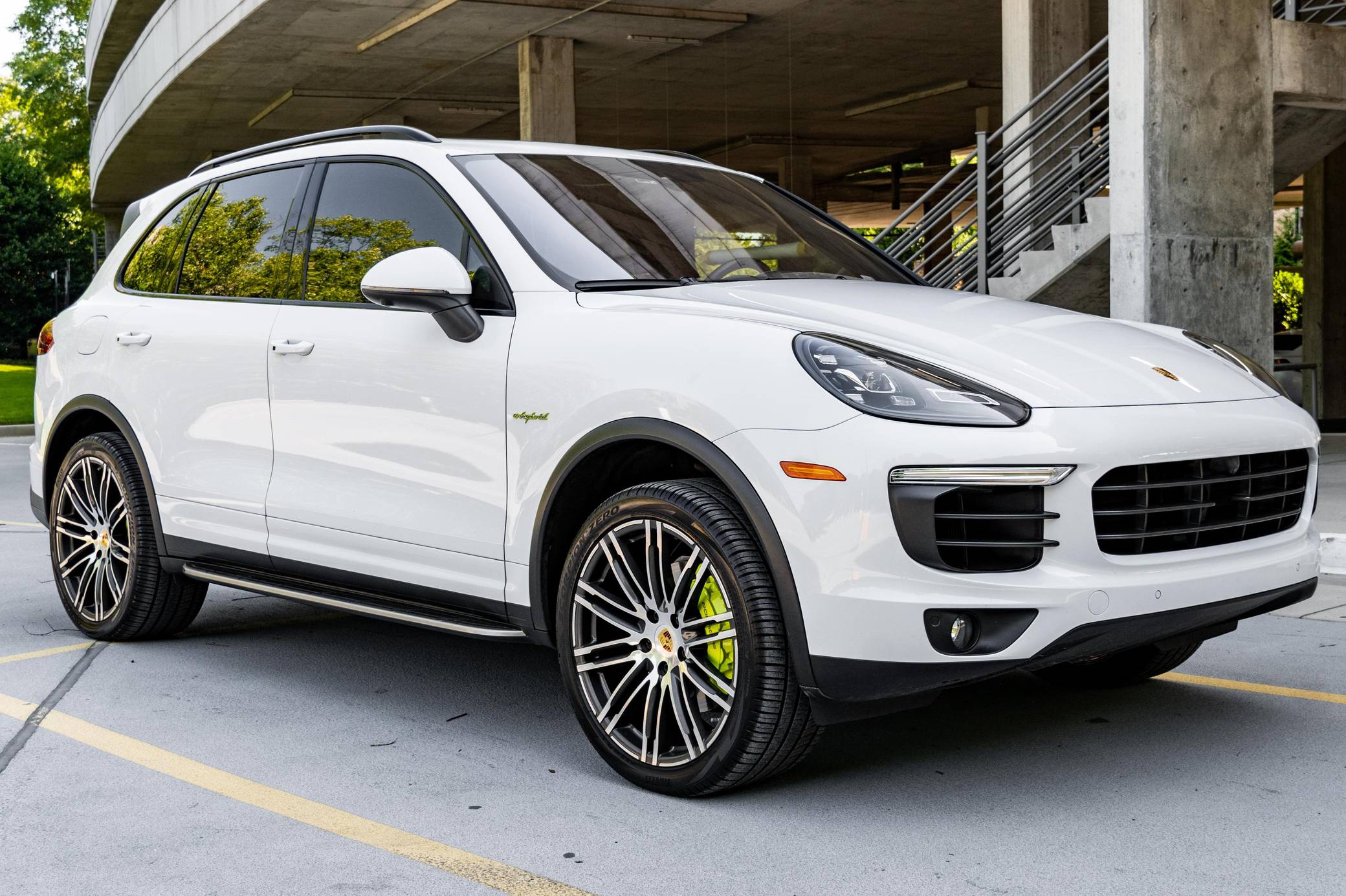 2016 deals cayenne s