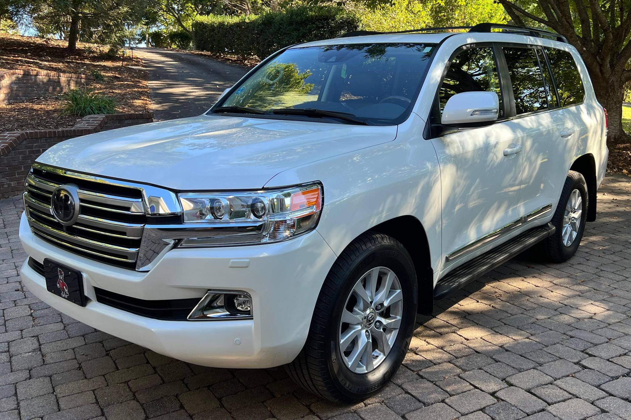 2018 Toyota Land Cruiser