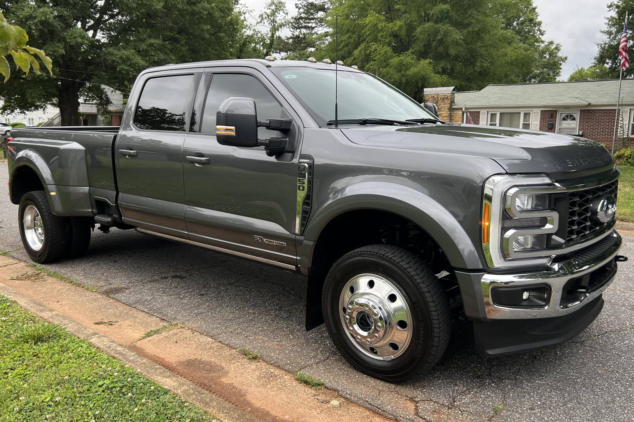 2023 Ford F-450 Super Duty Lariat 4x4