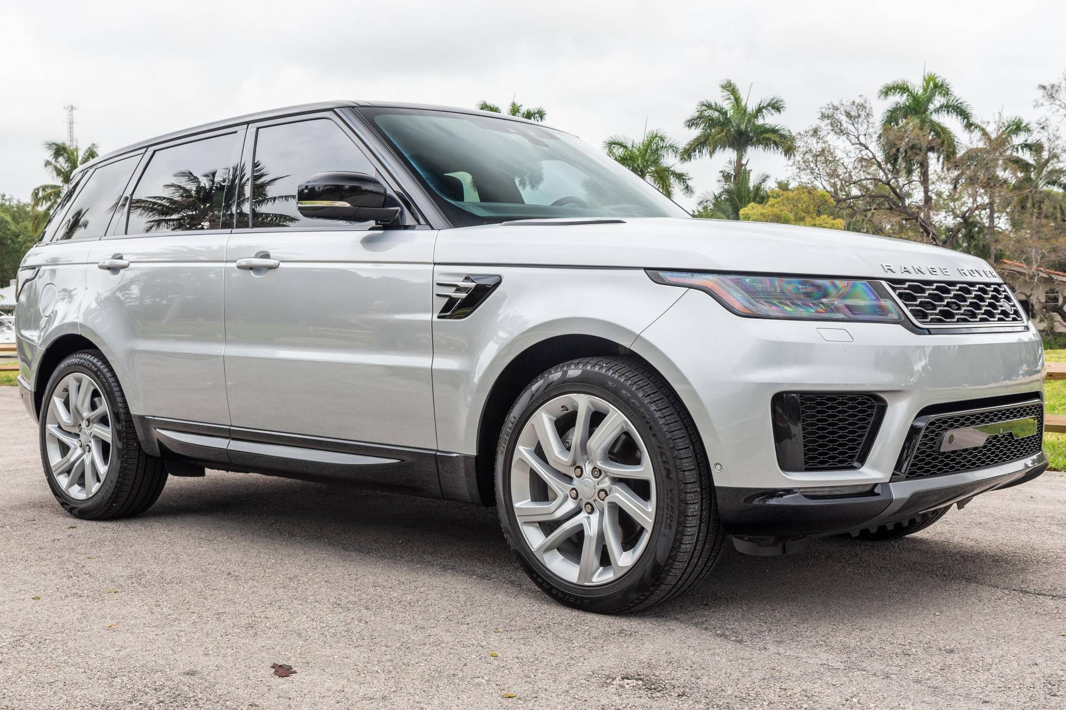 Range rover online sport hse