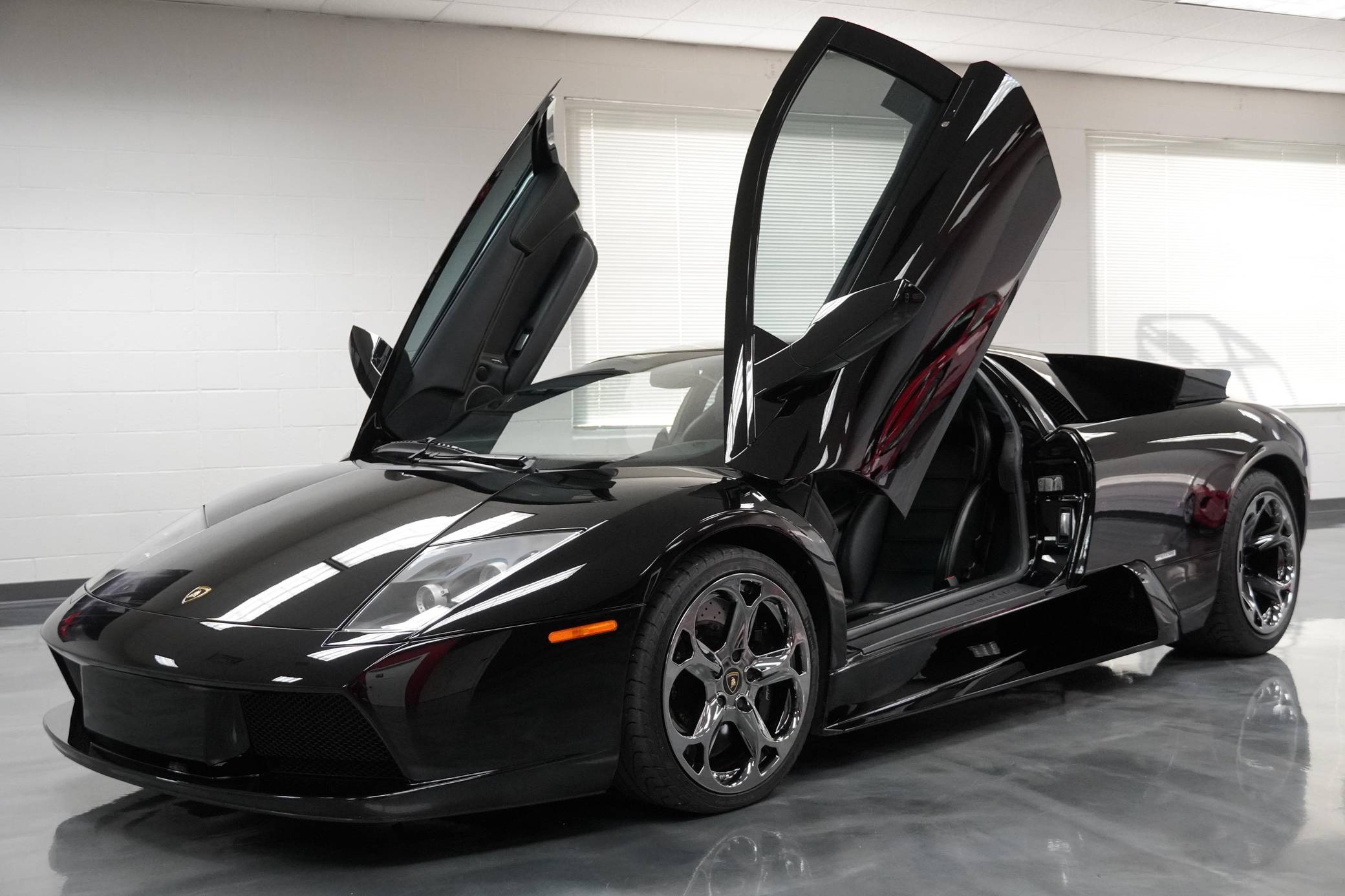 2006 Lamborghini Murcielago Coupe