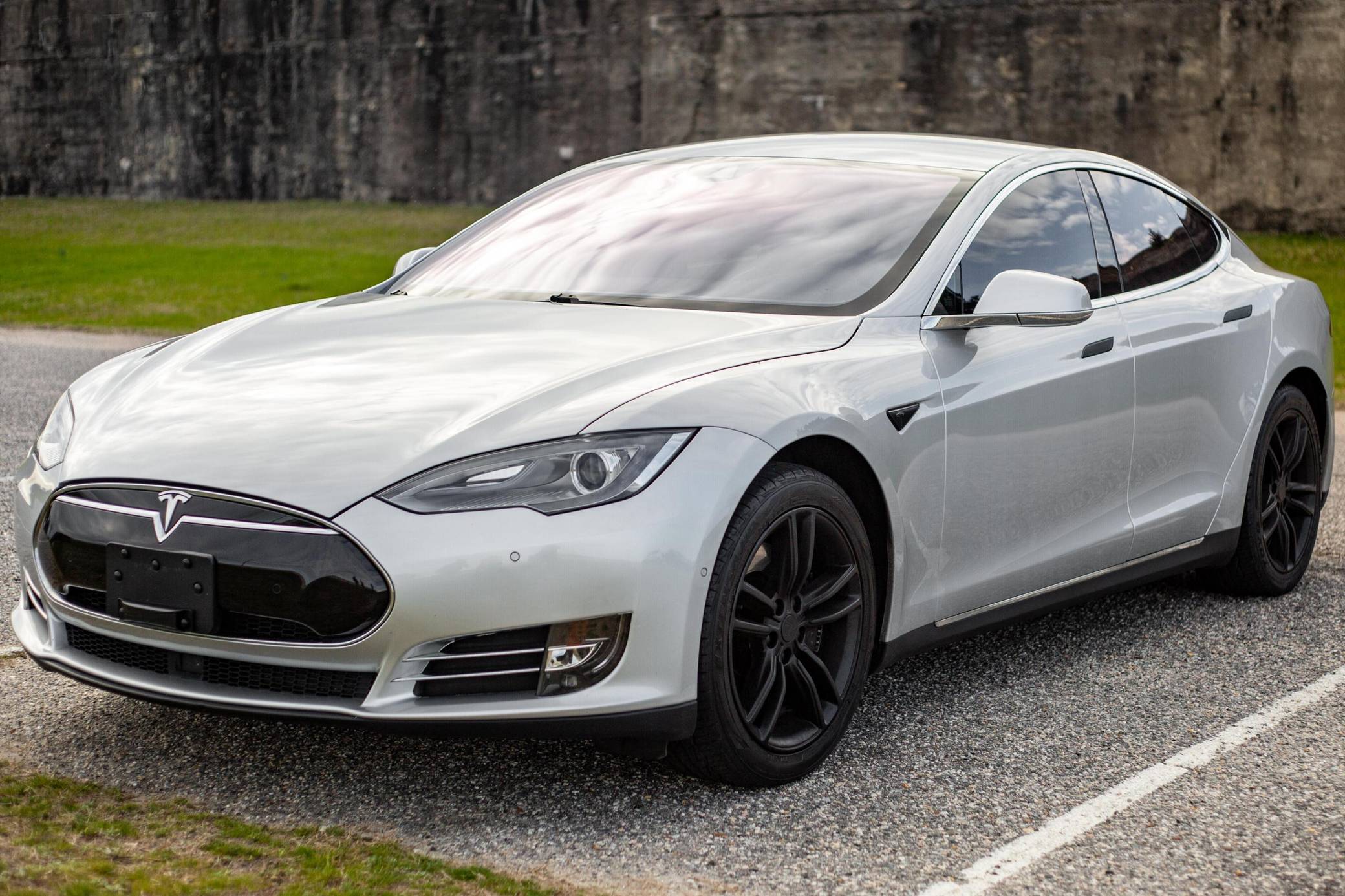 Tesla s model deals 2015