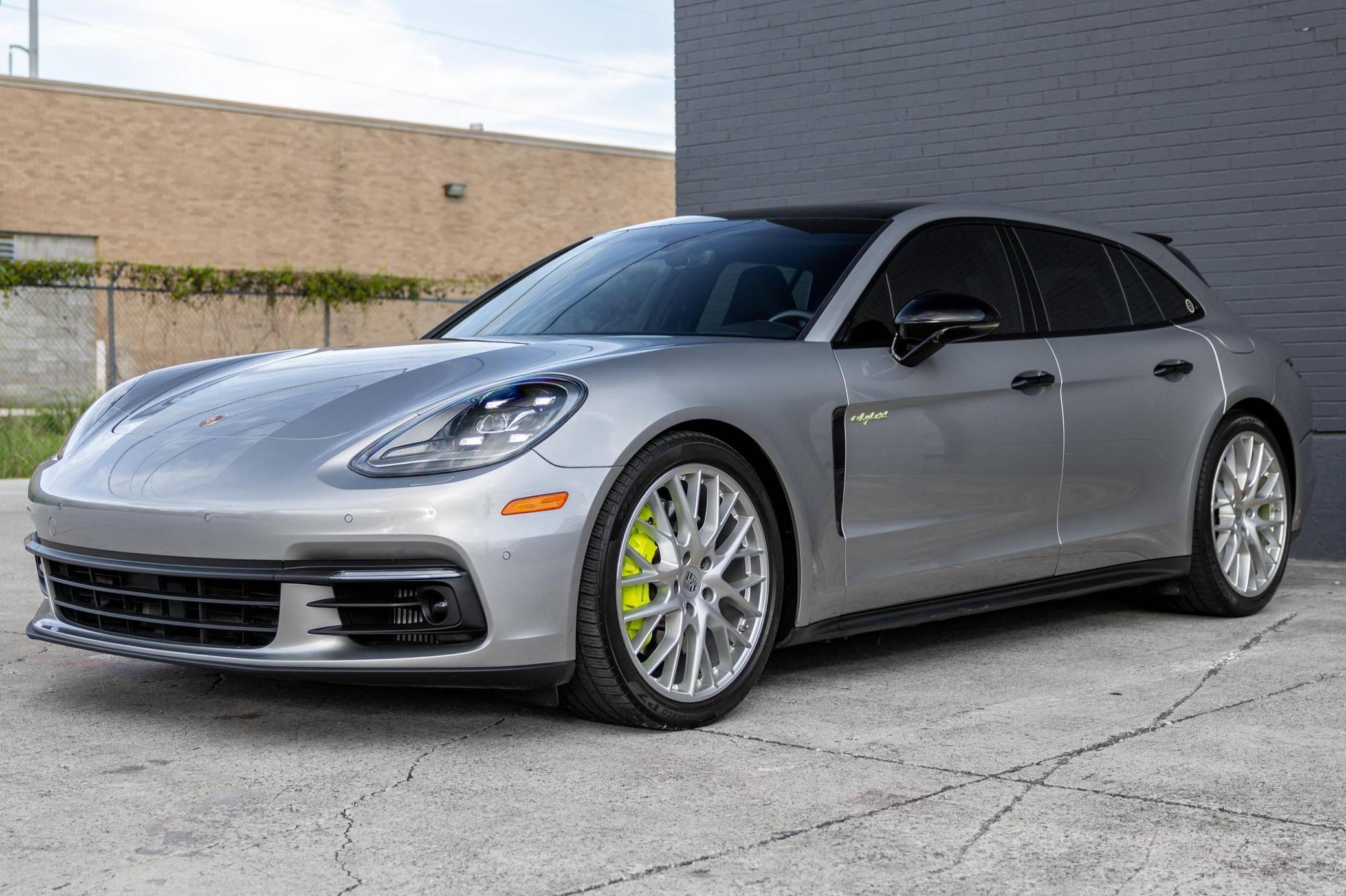 Partial Hood Fender & Mirror Kit | PORSCHE CAYENNE COUPE E-HYBRID 2021