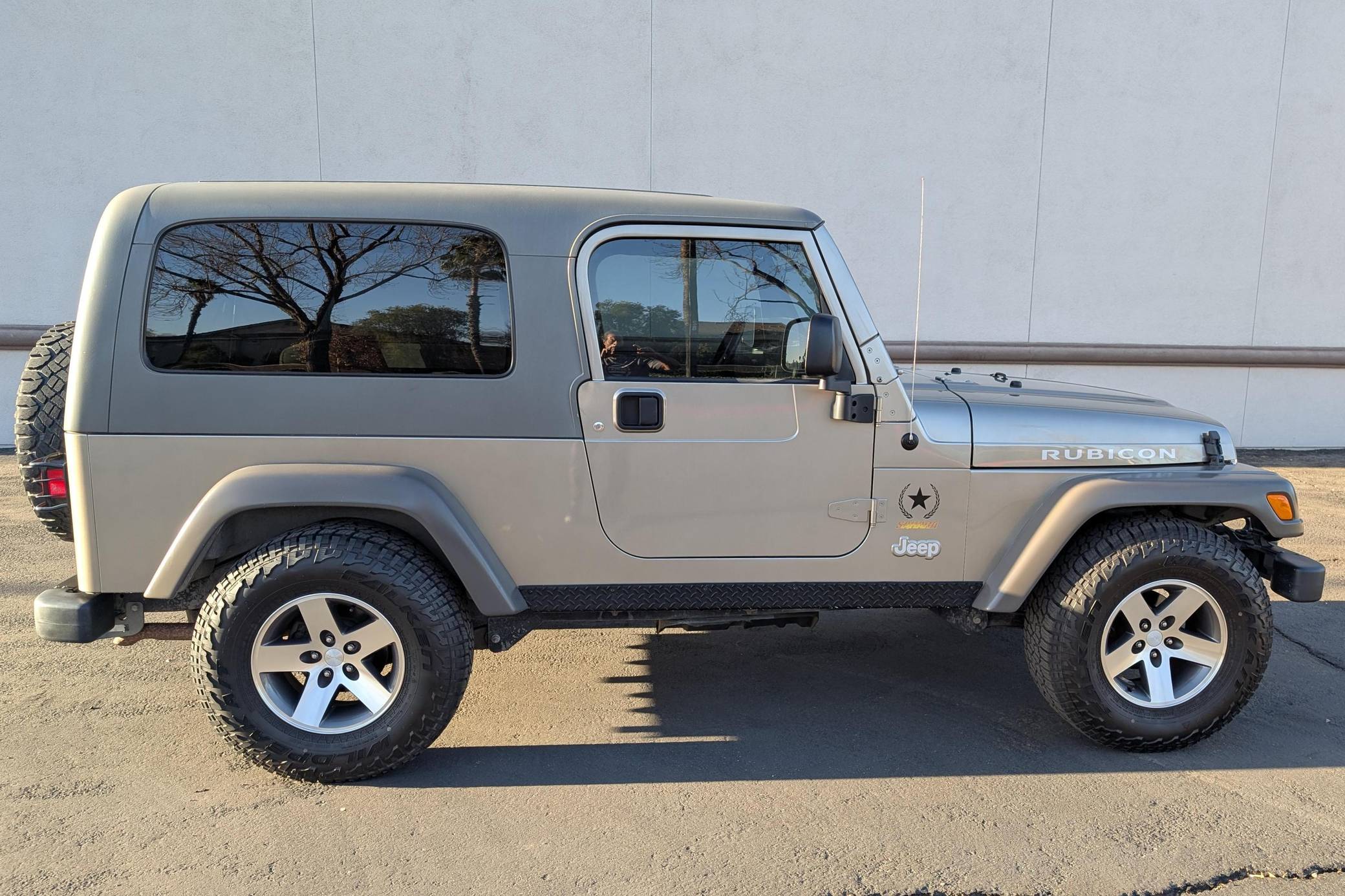 2005 Jeep Wrangler Unlimited Rubicon Sahara 4x4 VIN