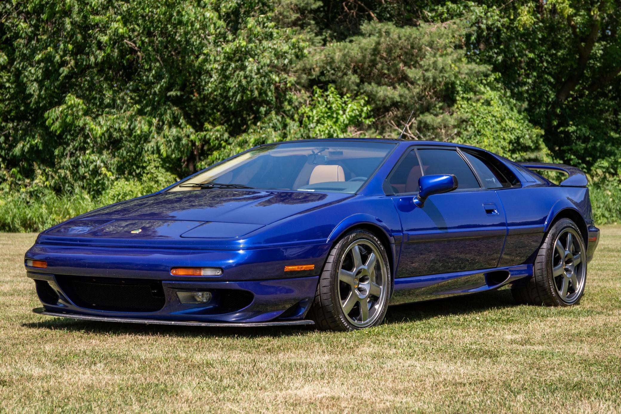 1997 Lotus Esprit V8 VIN: SCCFE33C7VHF65388 for Sale - Cars & Bids